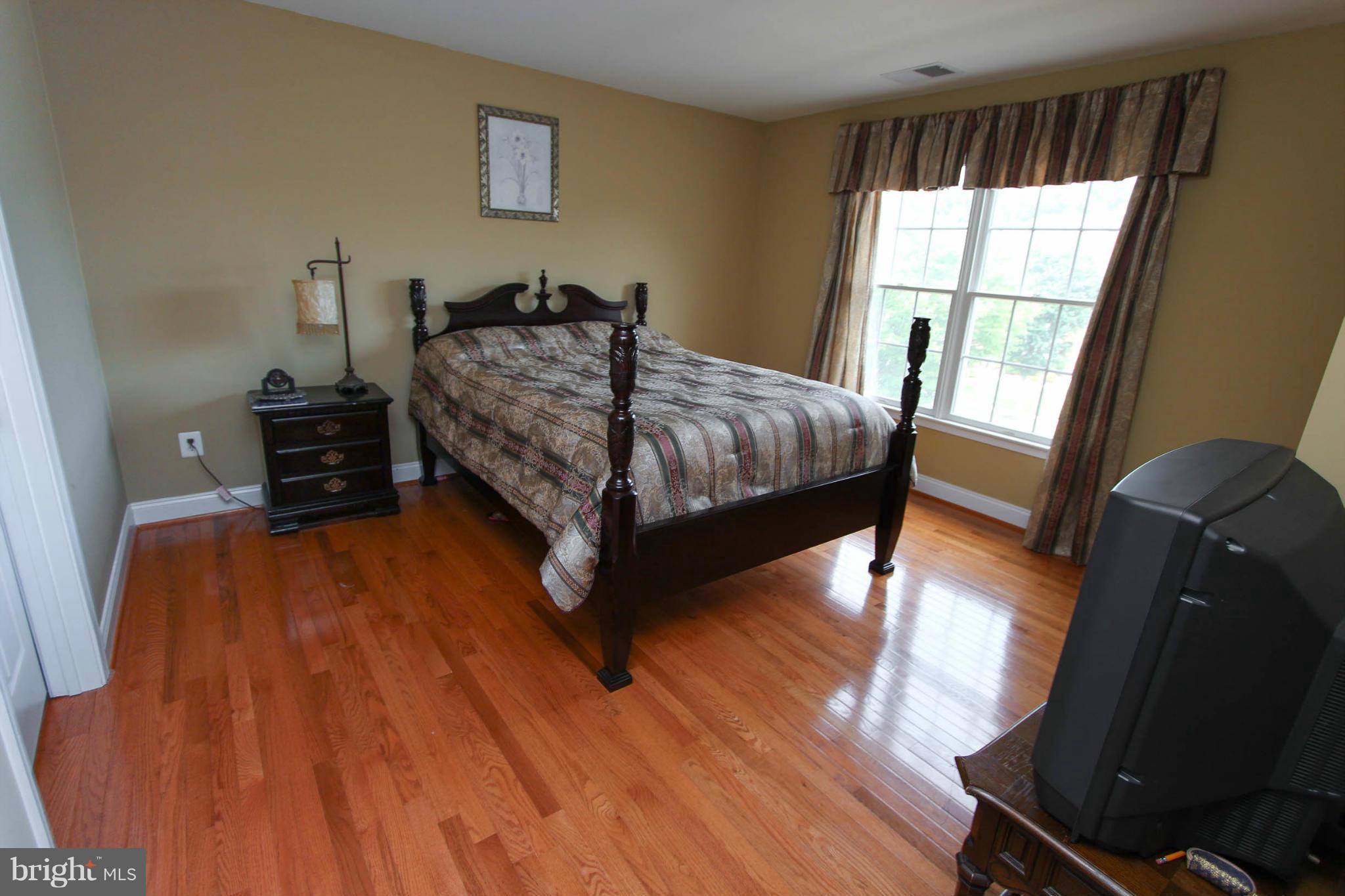 SOUTH RIDING - Residential