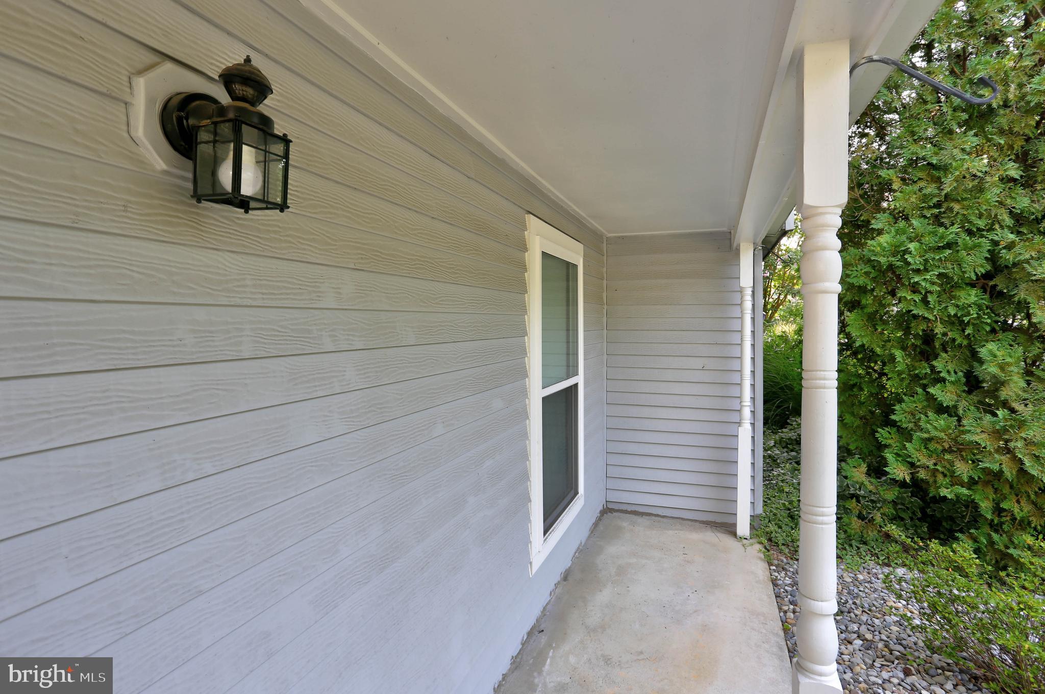466 MAN O WAR COURT