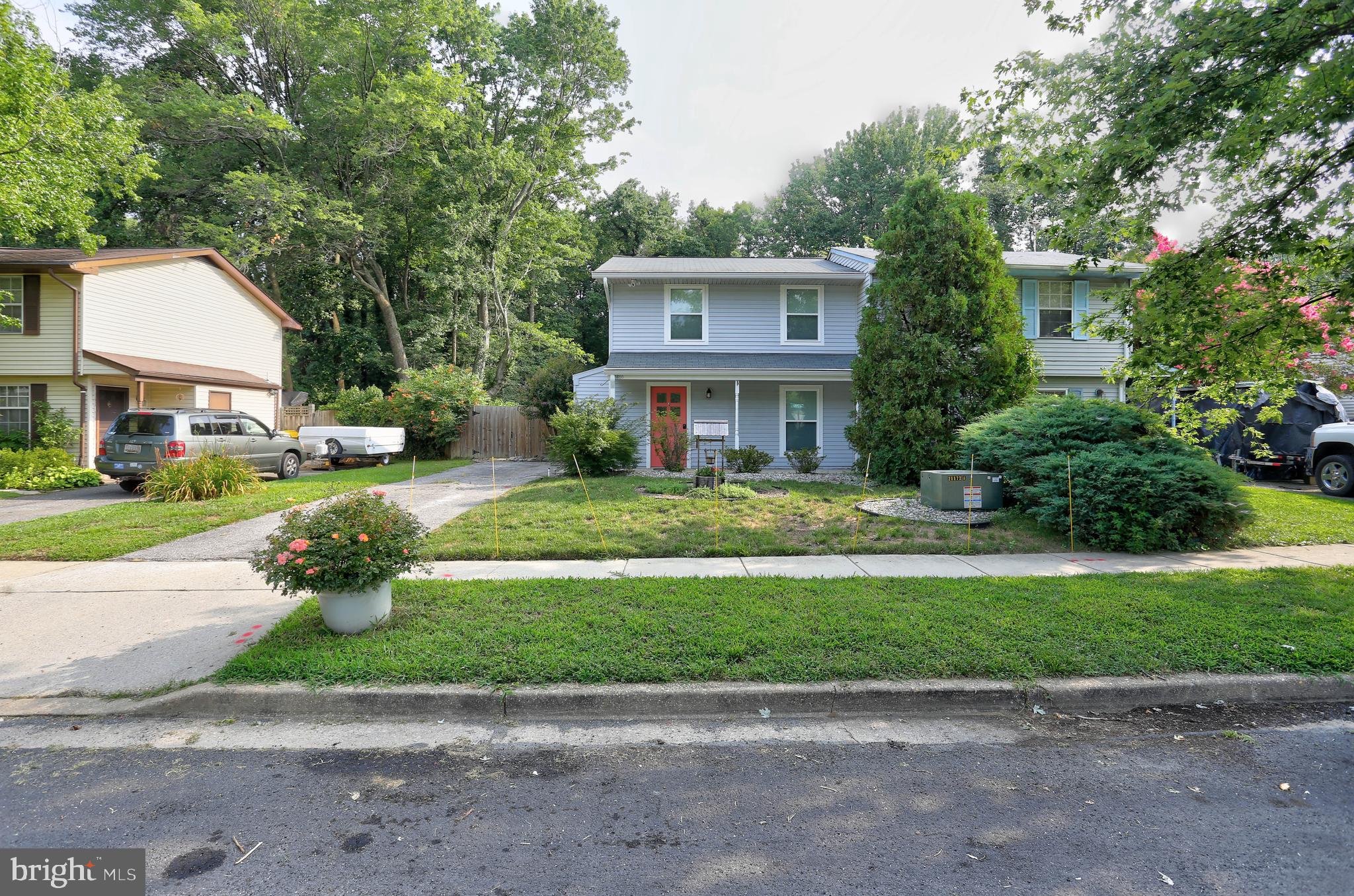 466 MAN O WAR COURT