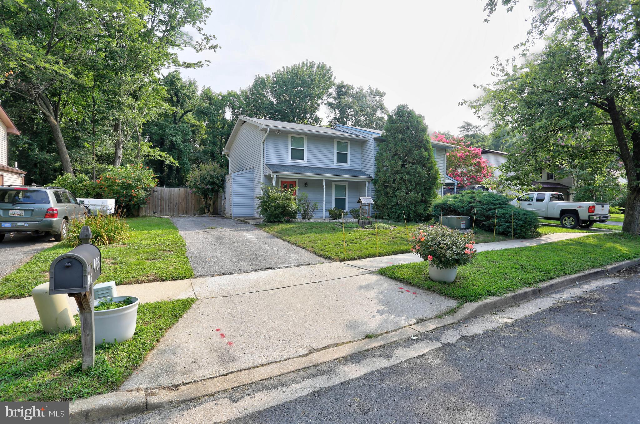 466 MAN O WAR COURT
