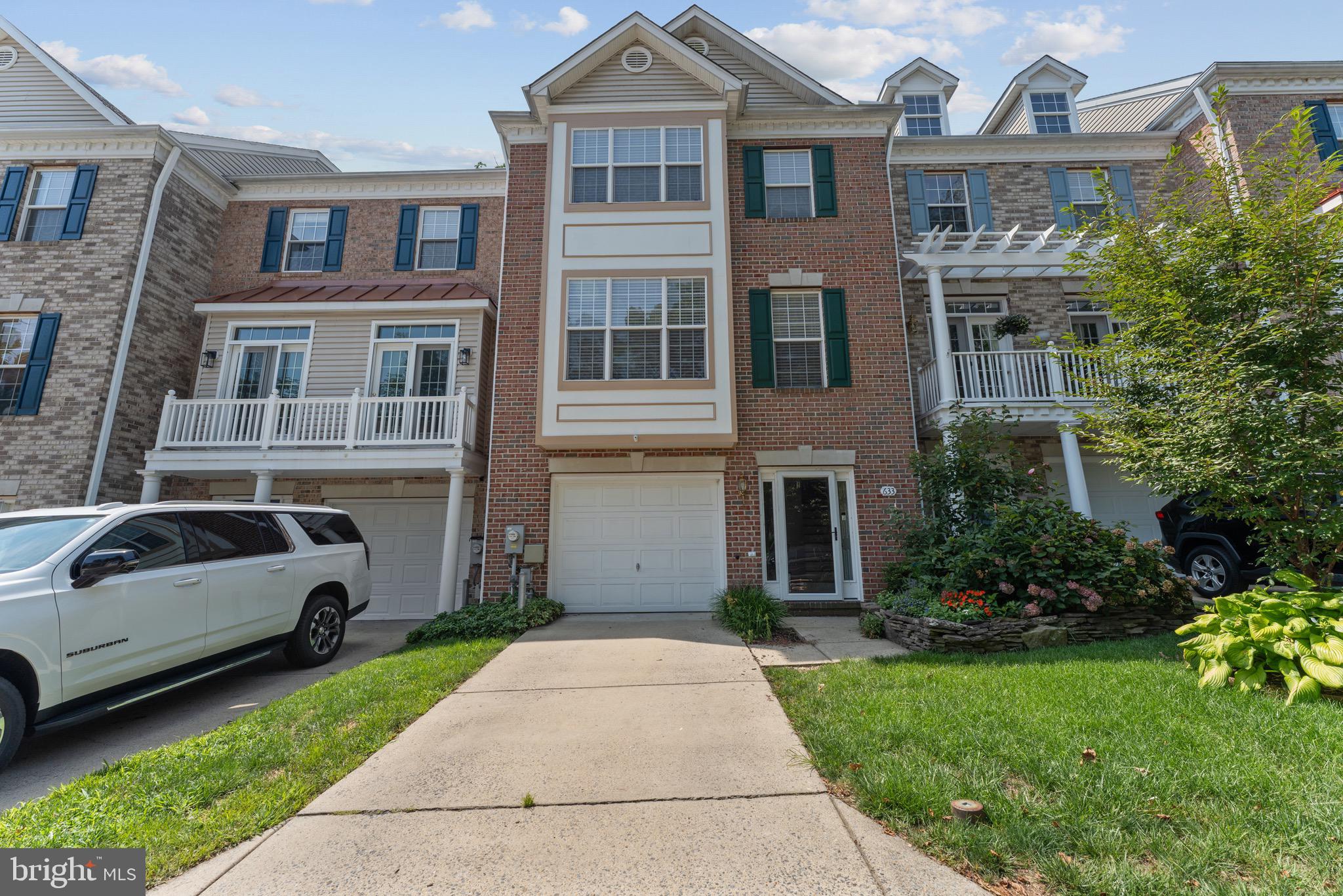 633 SNOW GOOSE LANE