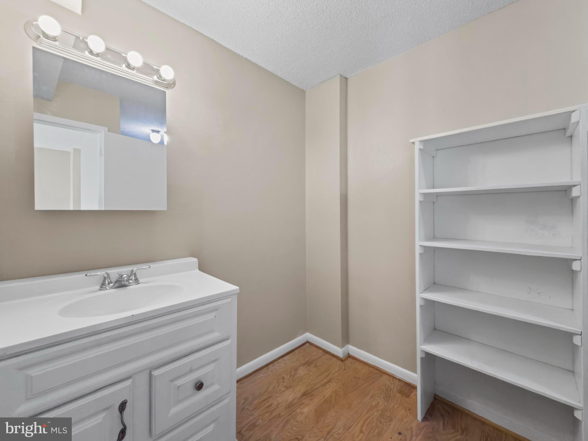 VAN DORN - Residential