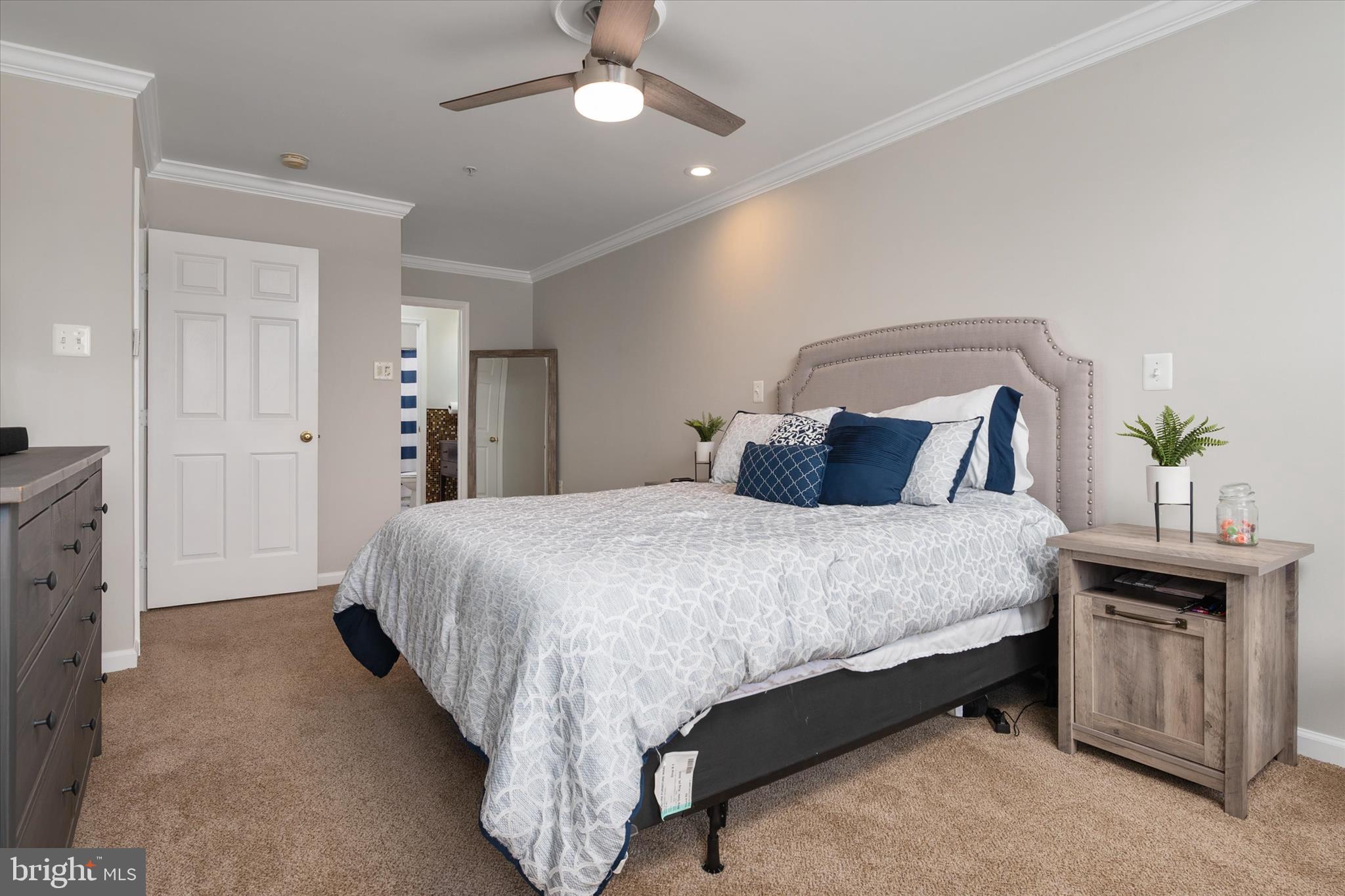 HAMPTON SUB-PLAT 1> - Residential