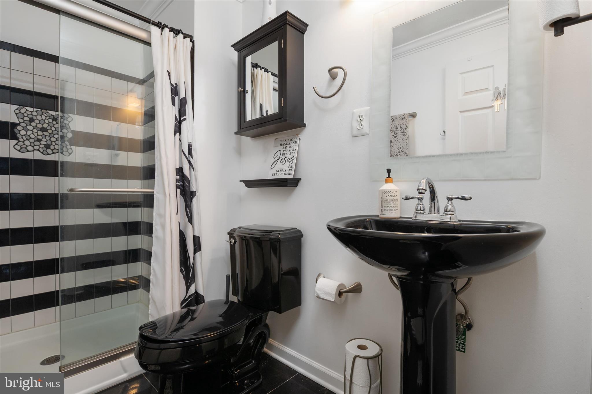 HAMPTON SUB-PLAT 1> - Residential