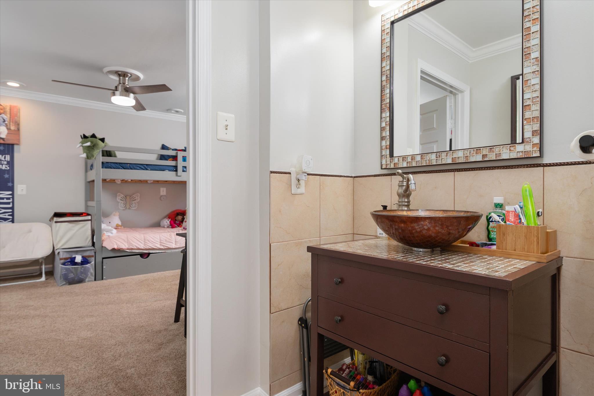 HAMPTON SUB-PLAT 1> - Residential