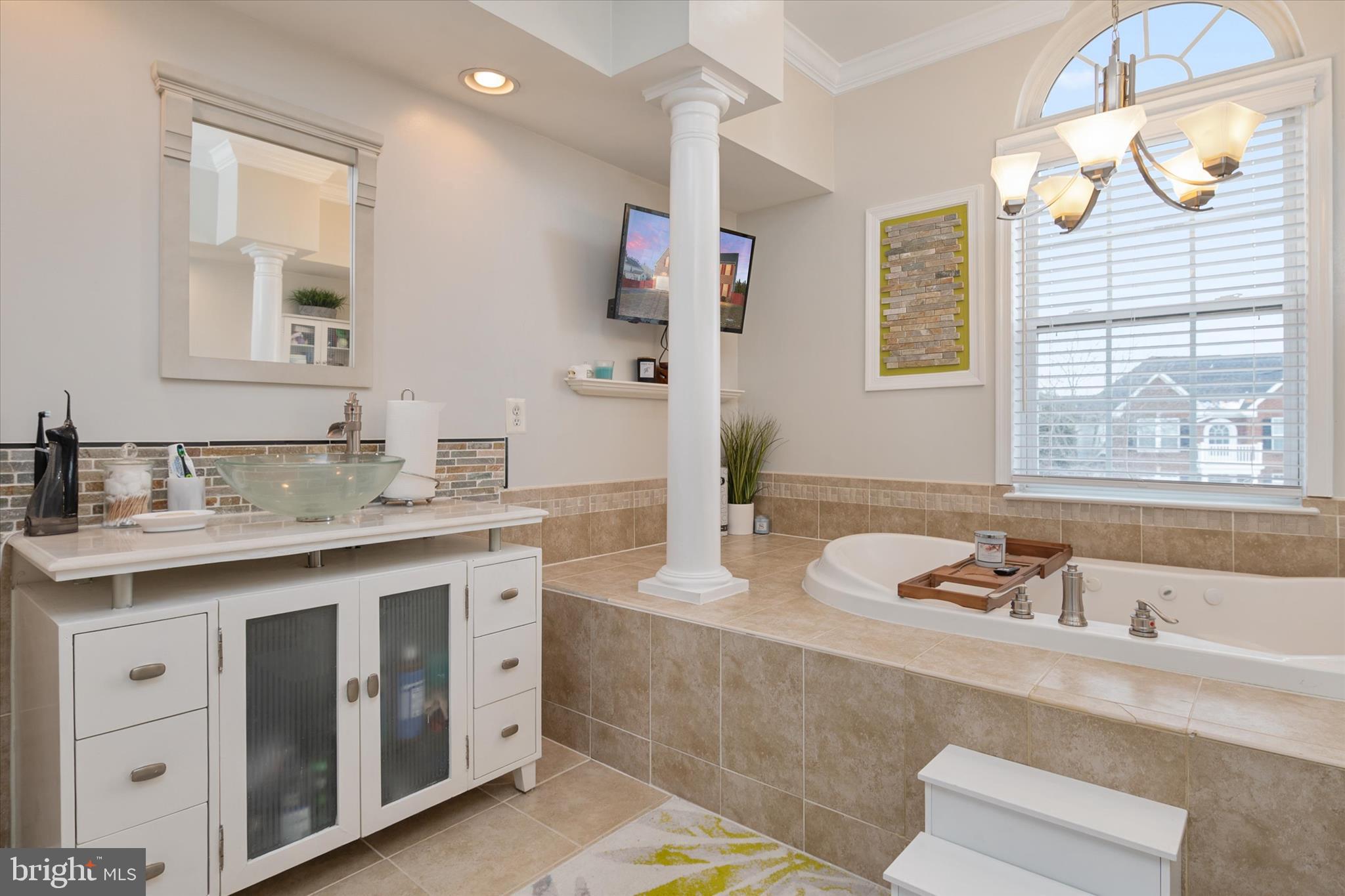 HAMPTON SUB-PLAT 1> - Residential