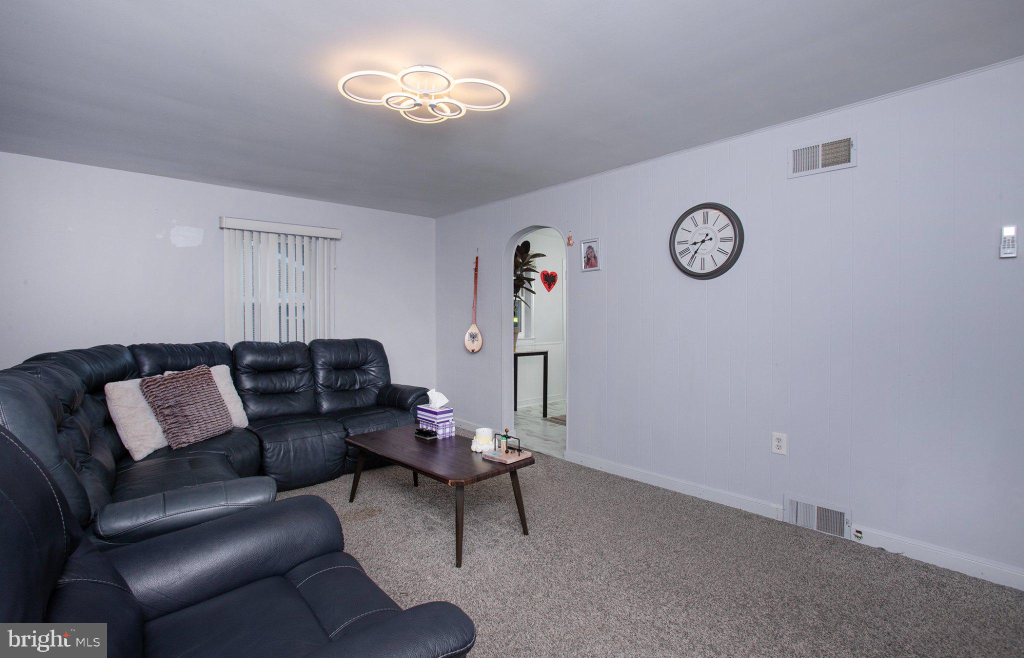 118 WAYNE DRIVE