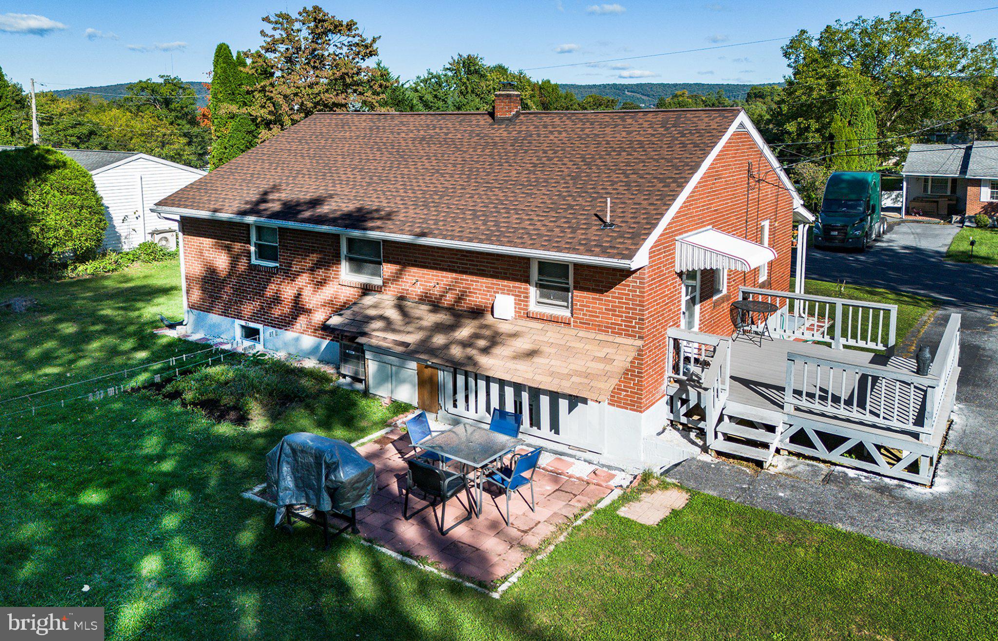 118 WAYNE DRIVE