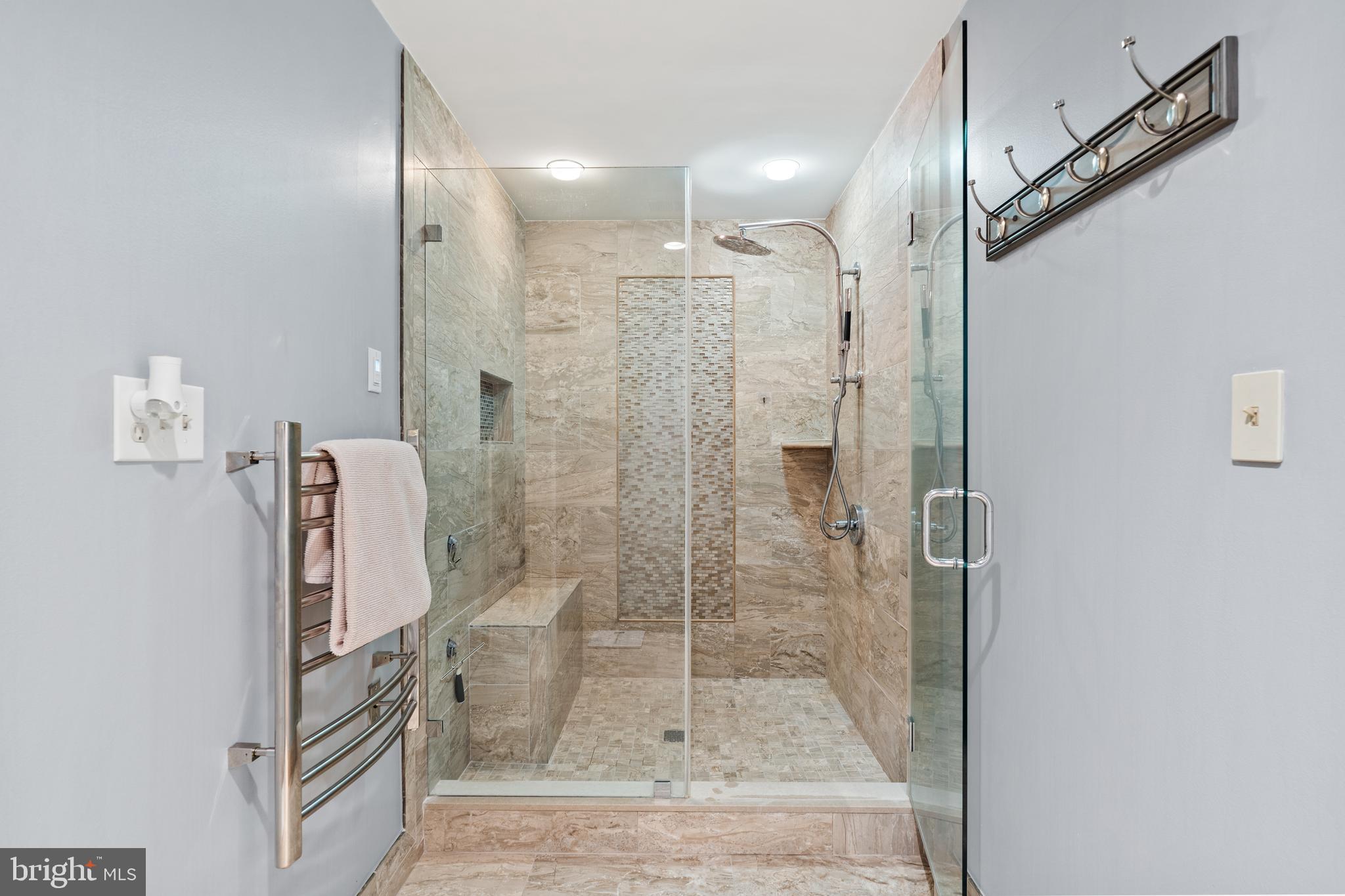 EVERMAY - Residential