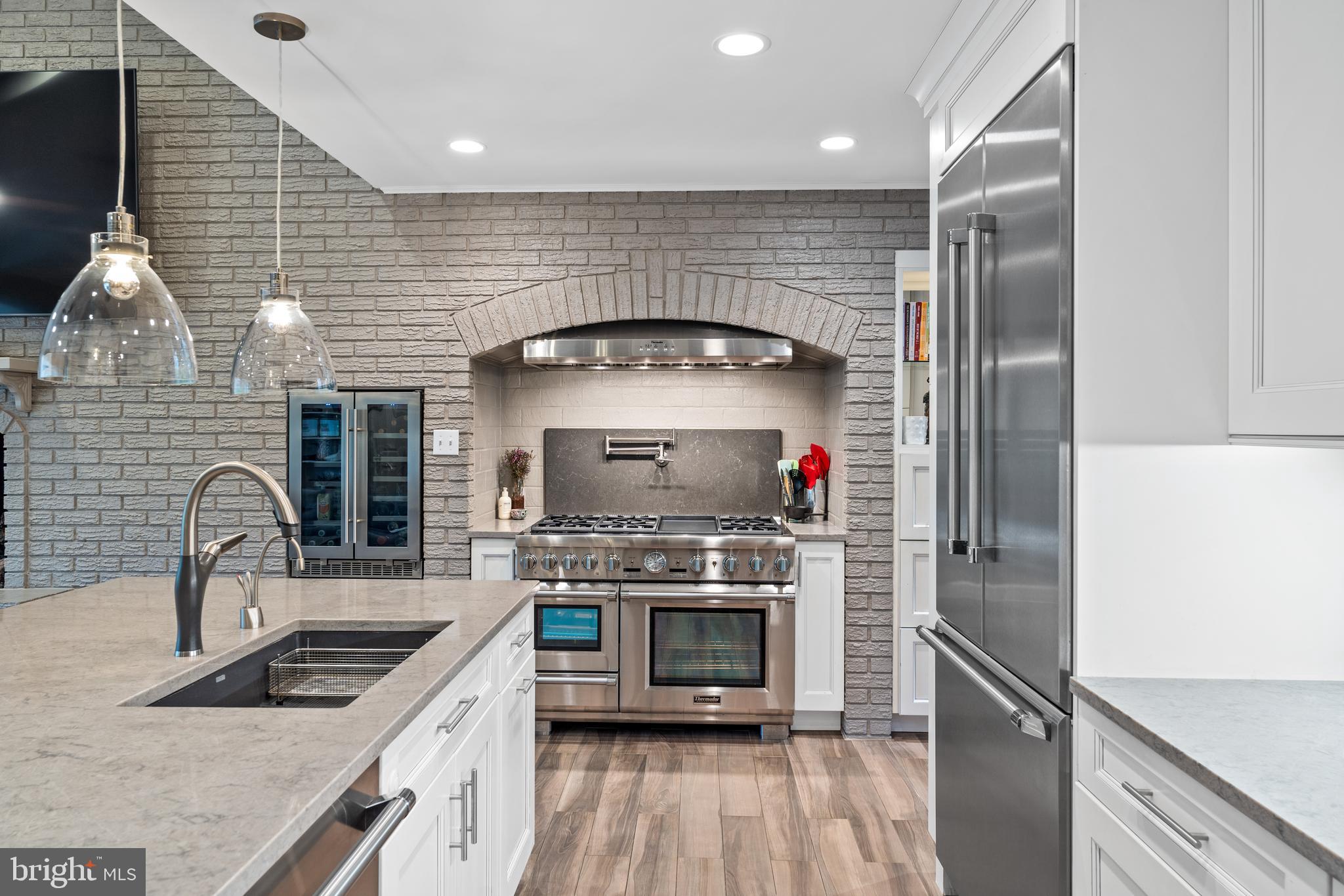 EVERMAY - Residential