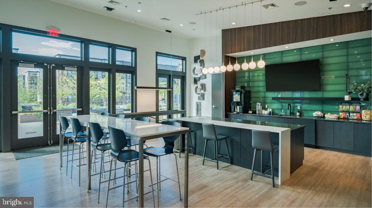 WESTSIDE AT SHADY GROVE METRO - Residential