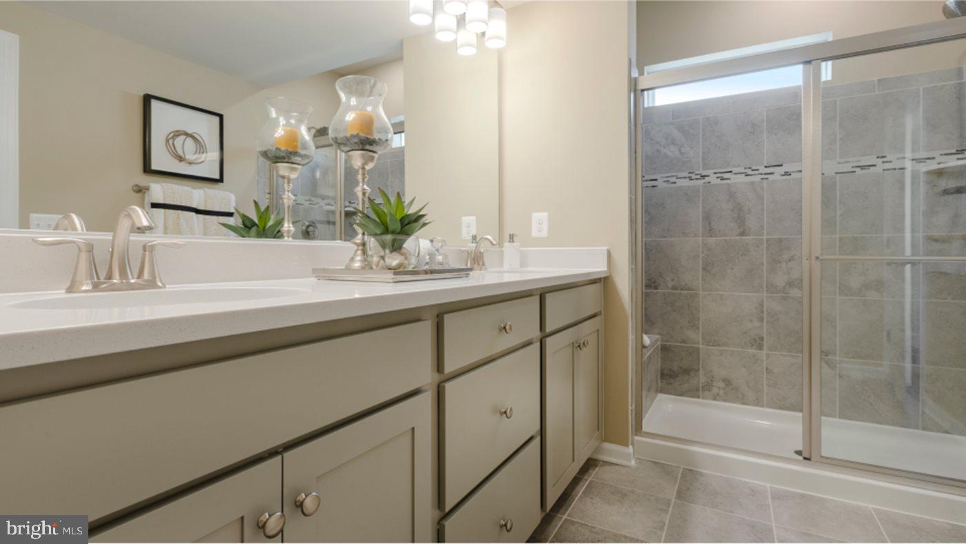 WESTSIDE AT SHADY GROVE METRO - Residential