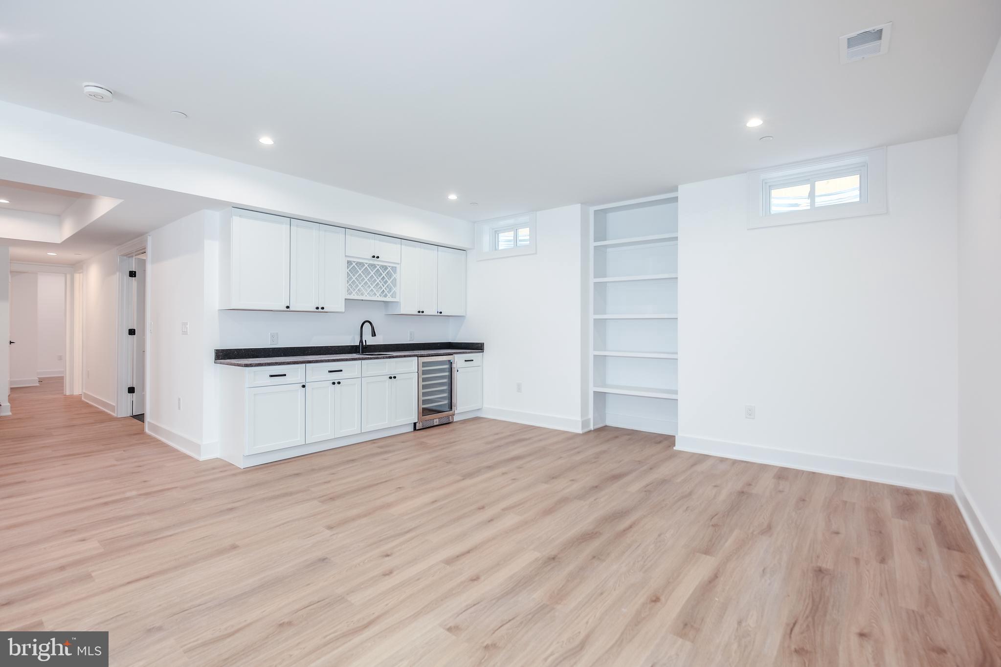 HUNTINGTON TERRACE - Residential