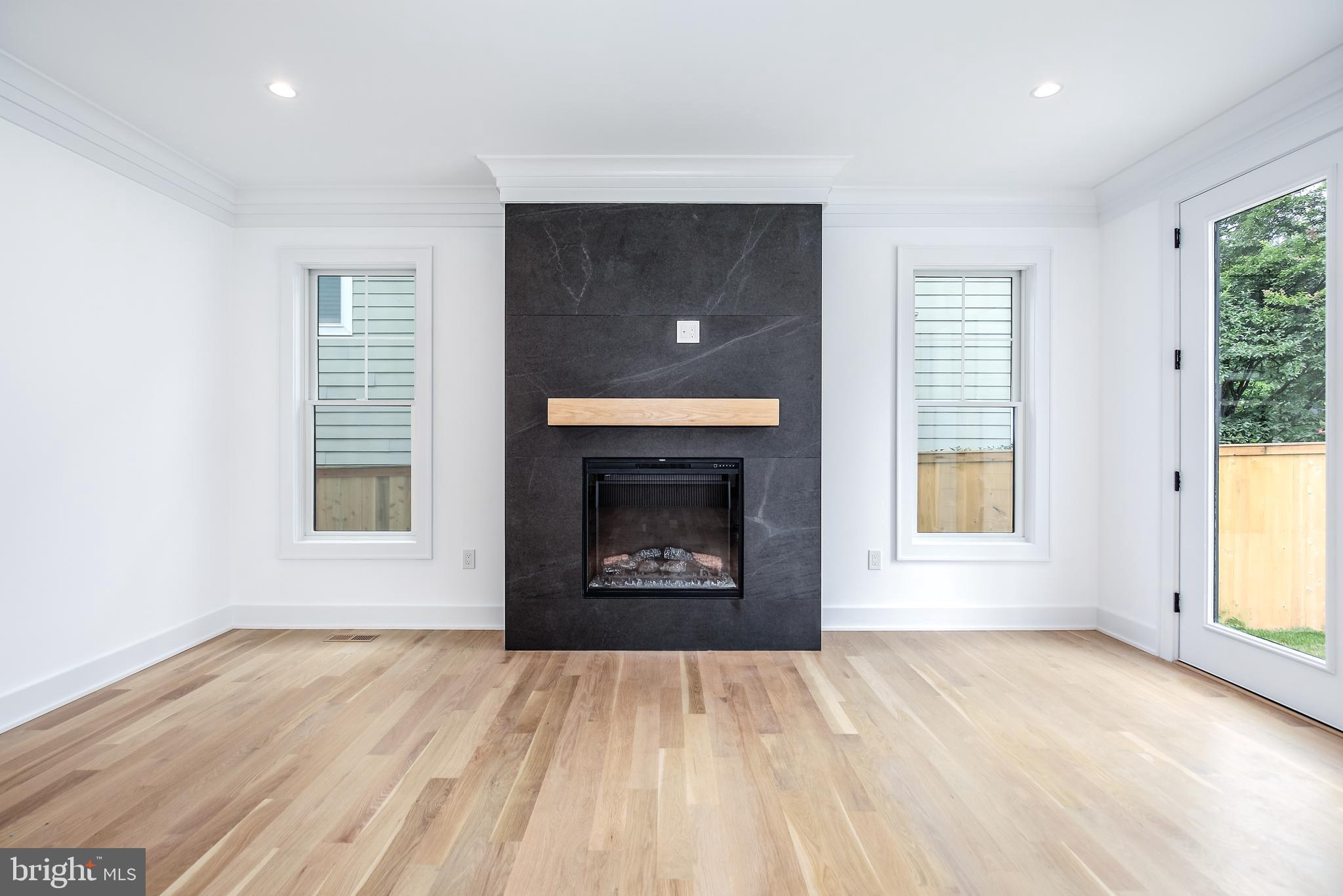 HUNTINGTON TERRACE - Residential