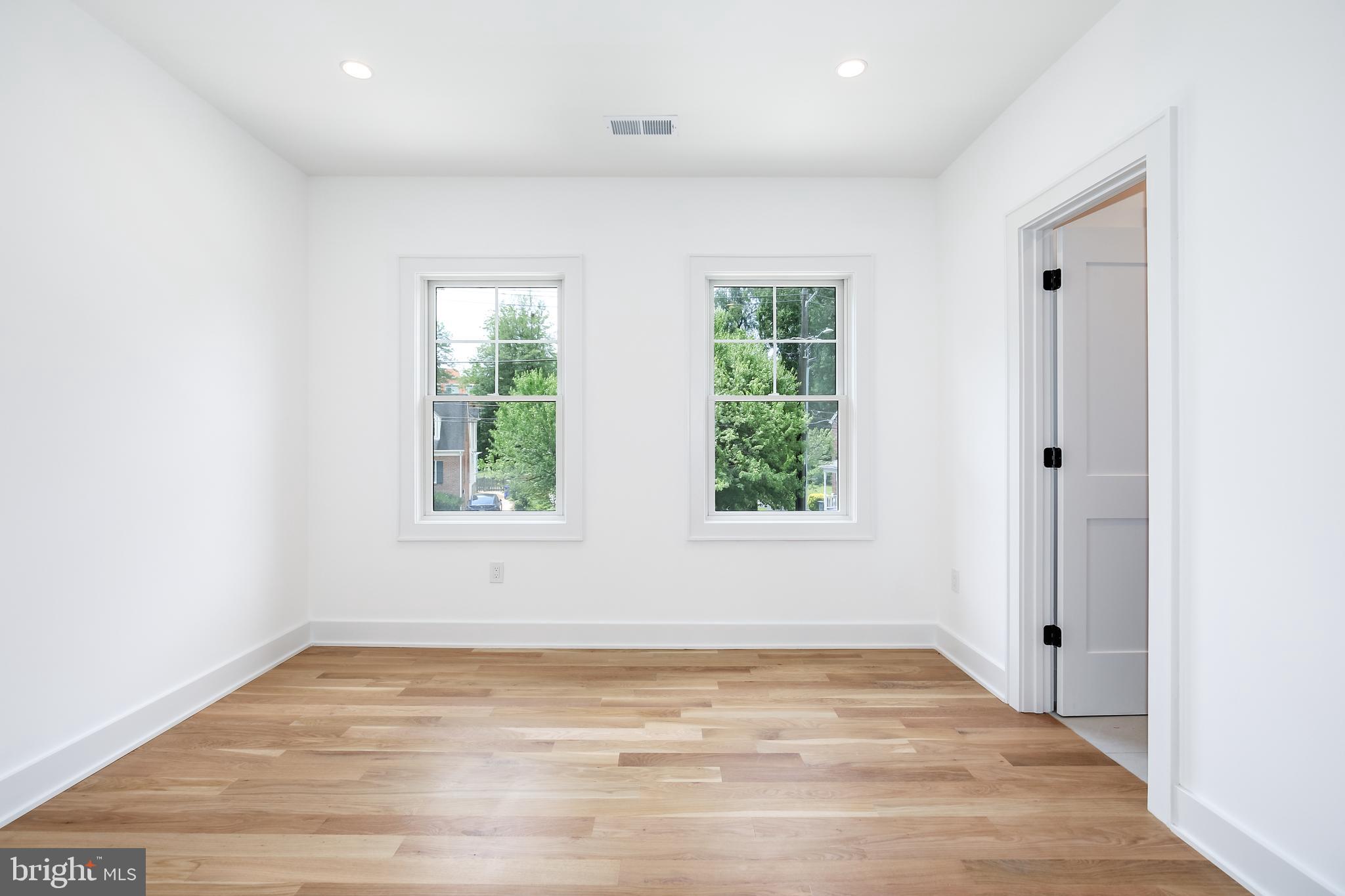 HUNTINGTON TERRACE - Residential