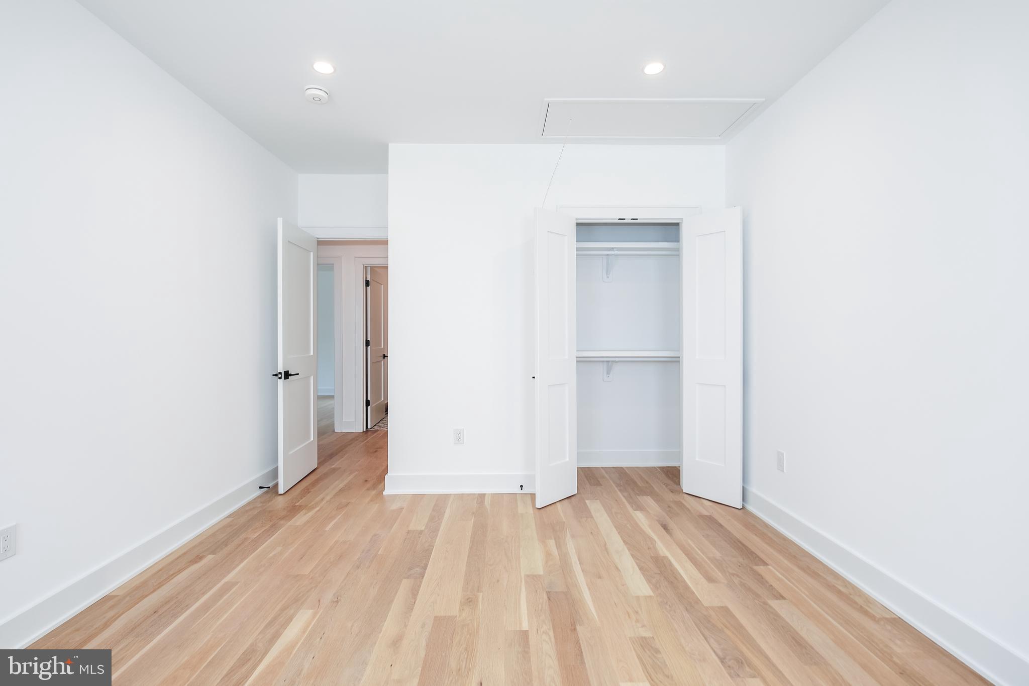 HUNTINGTON TERRACE - Residential