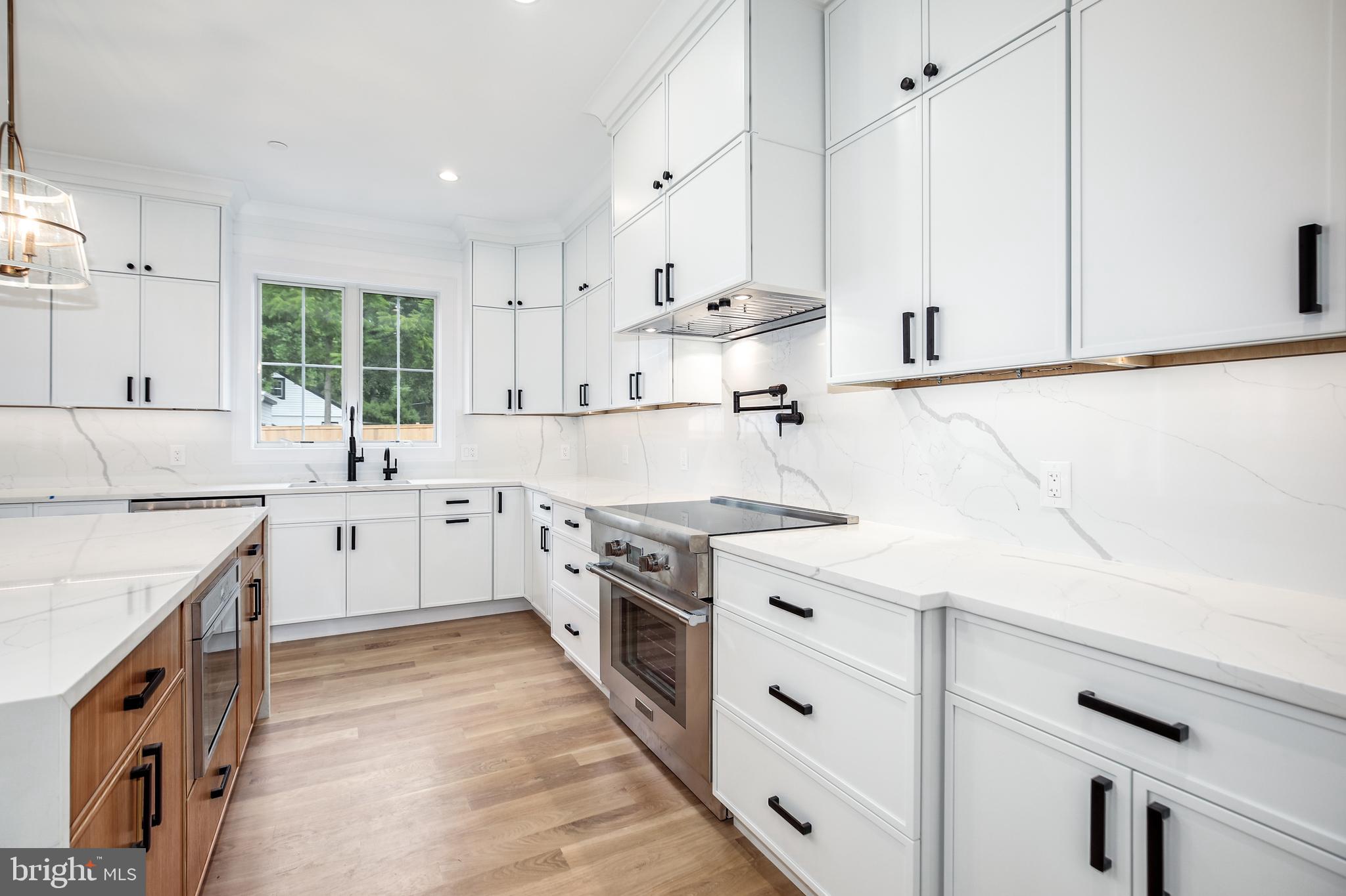 HUNTINGTON TERRACE - Residential