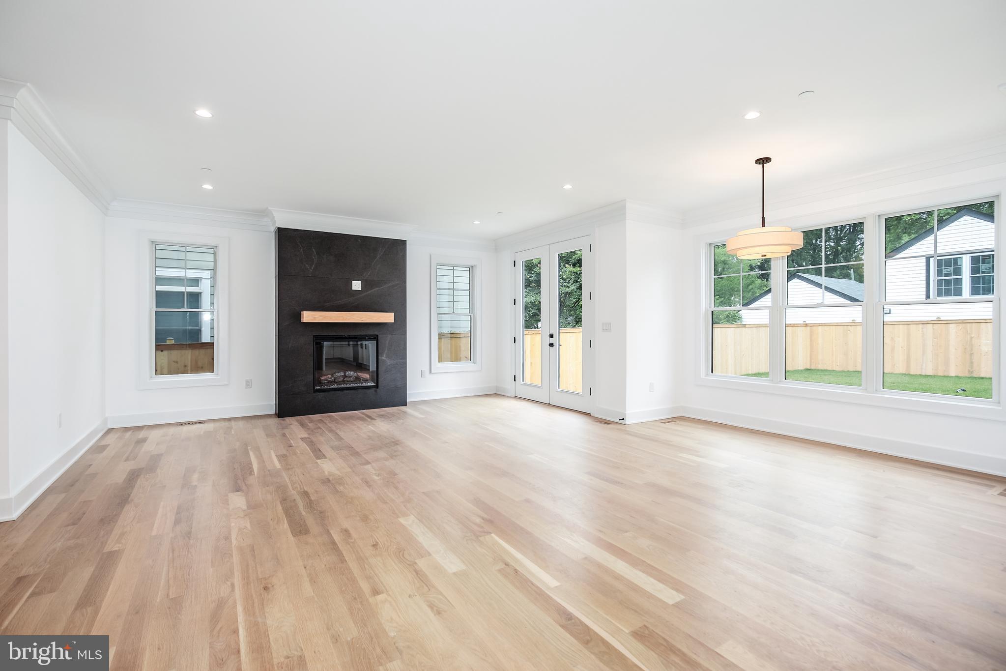 HUNTINGTON TERRACE - Residential