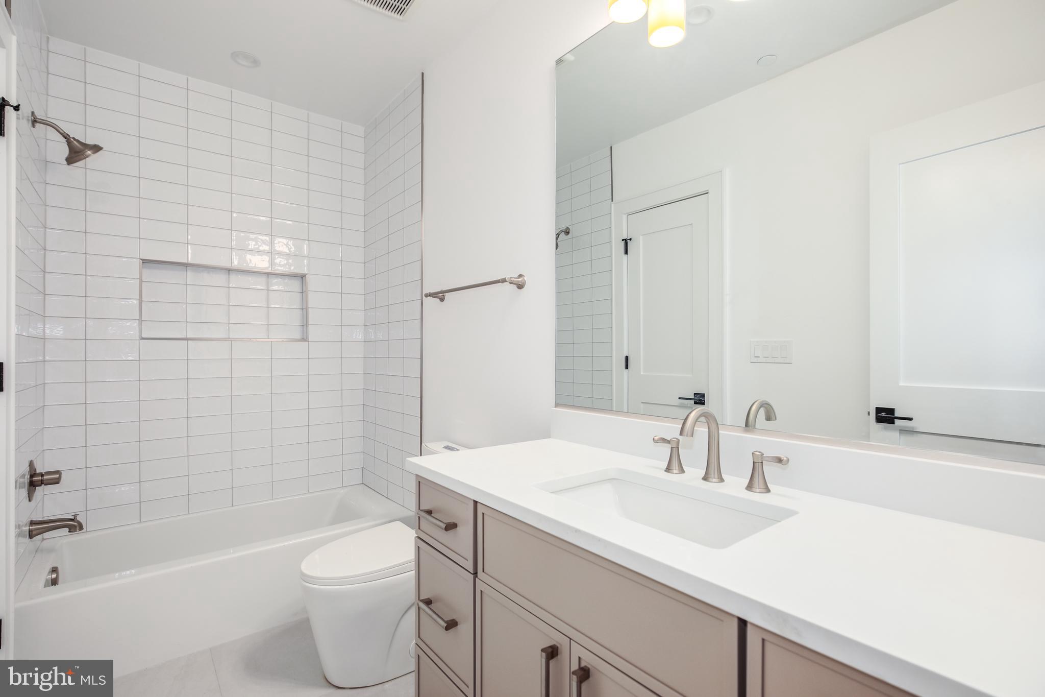 HUNTINGTON TERRACE - Residential