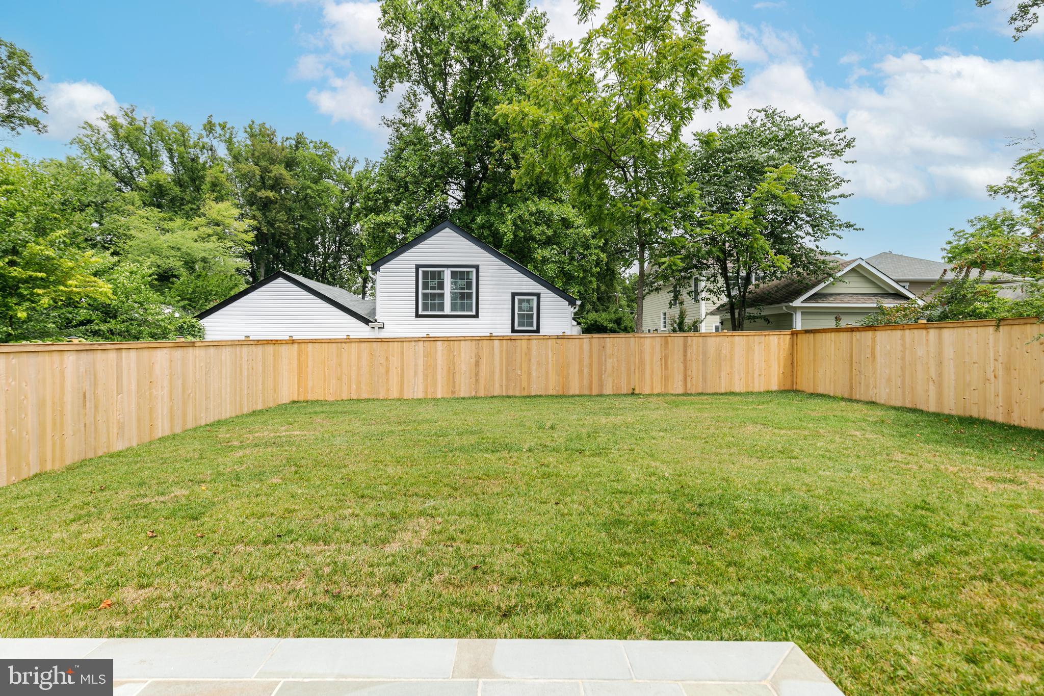 HUNTINGTON TERRACE - Residential