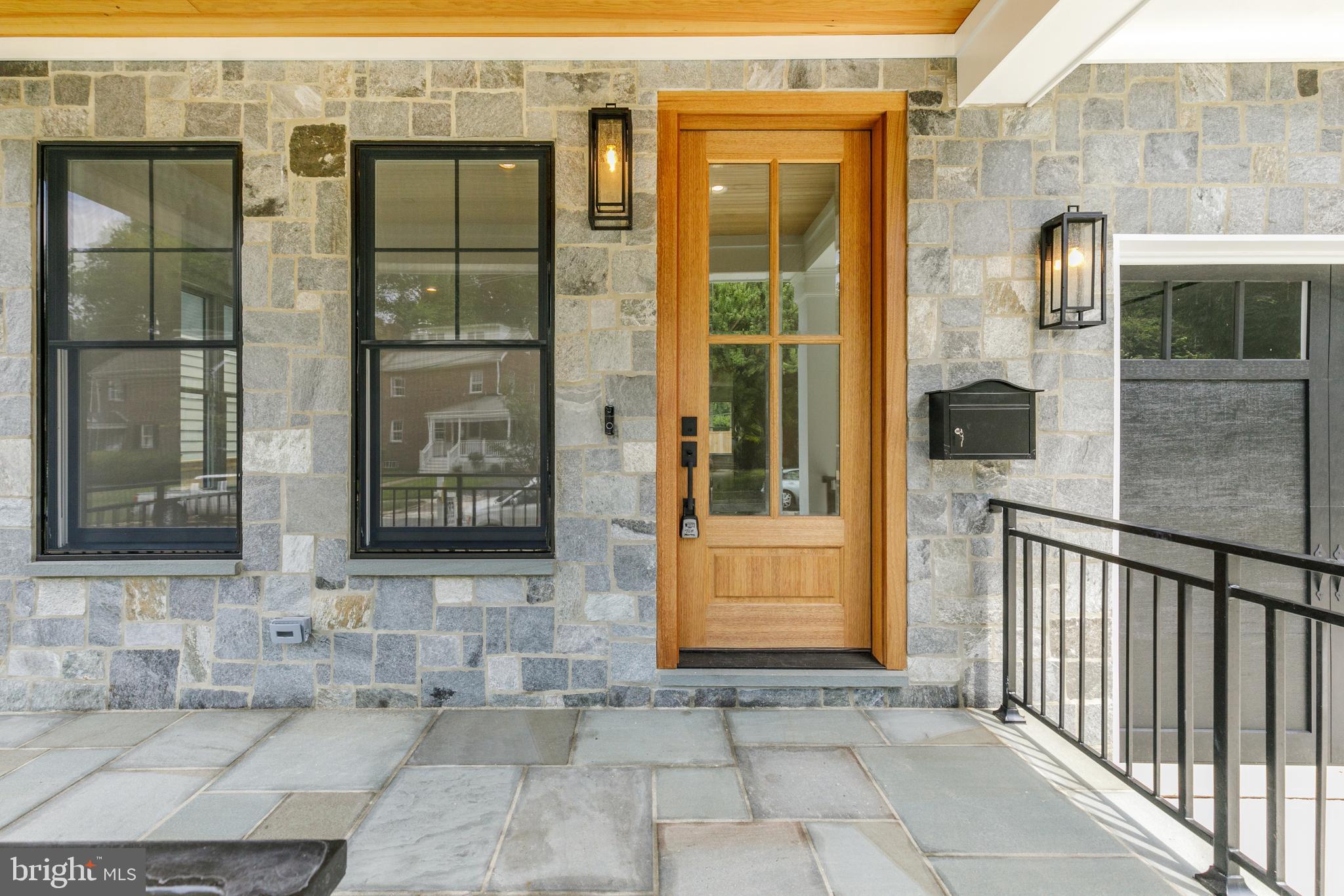 HUNTINGTON TERRACE - Residential