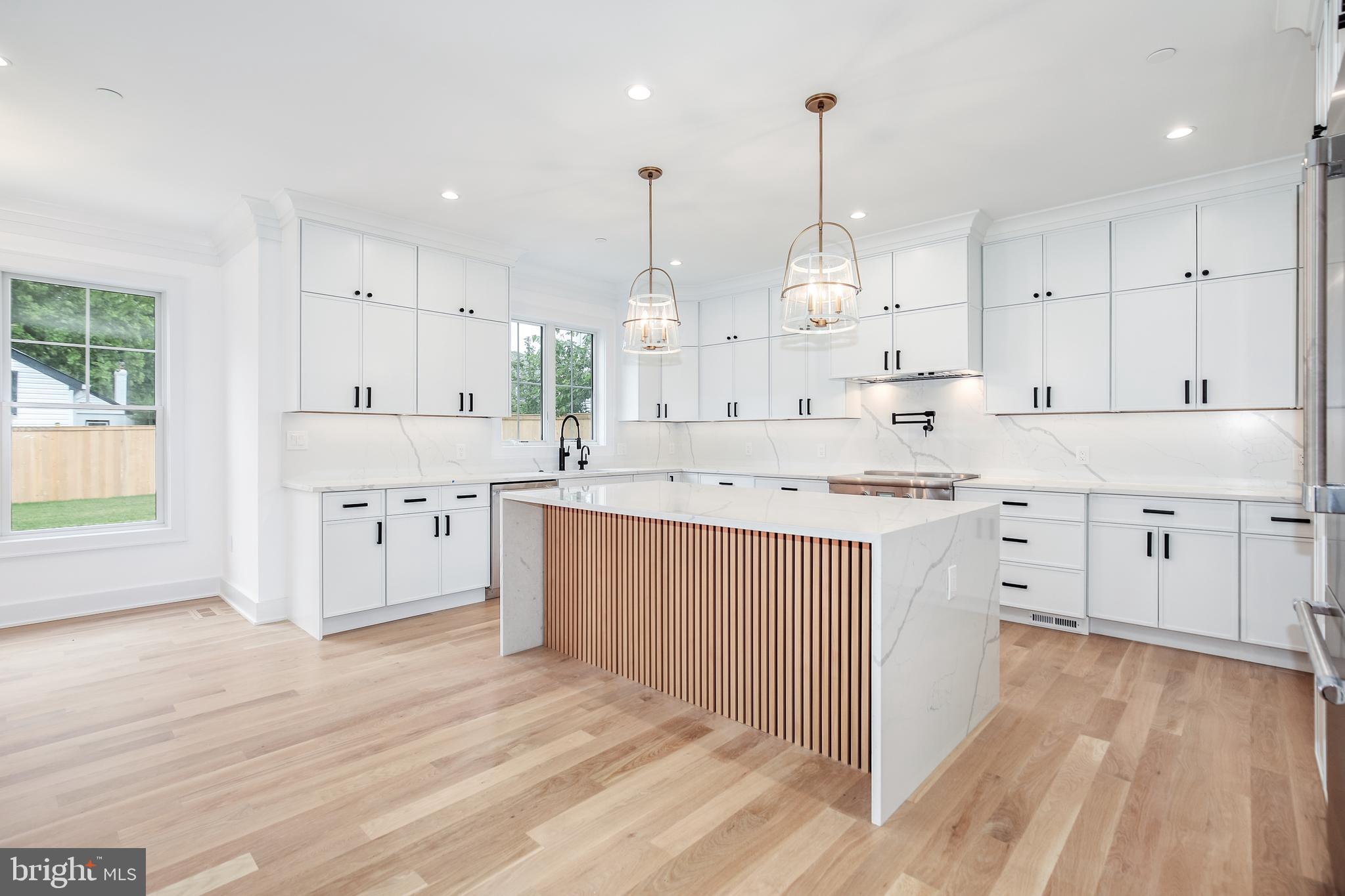 HUNTINGTON TERRACE - Residential