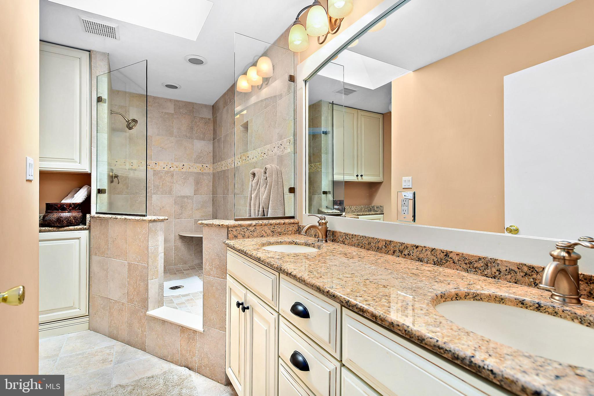 OCEAN PINES - BAY COLONY - Residential