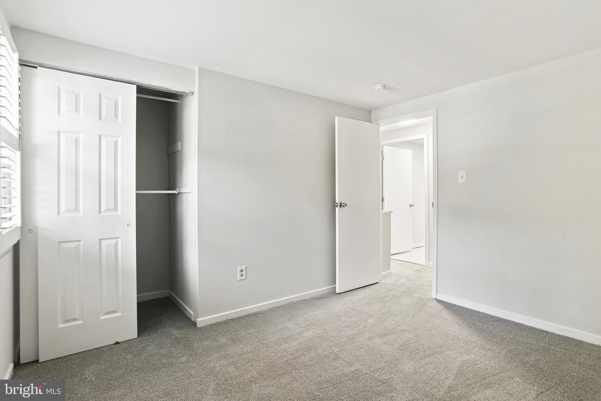 LONG REACH - Residential
