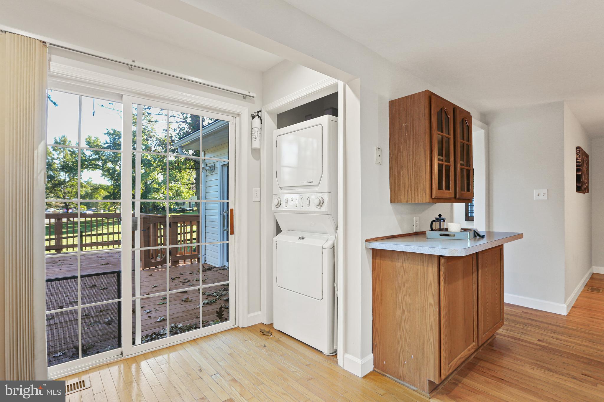 LONG REACH - Residential