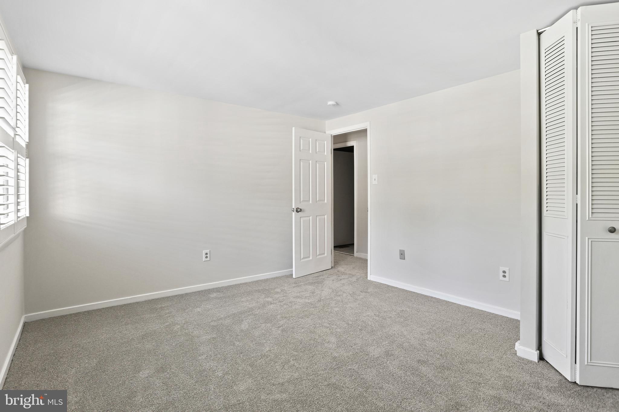 LONG REACH - Residential