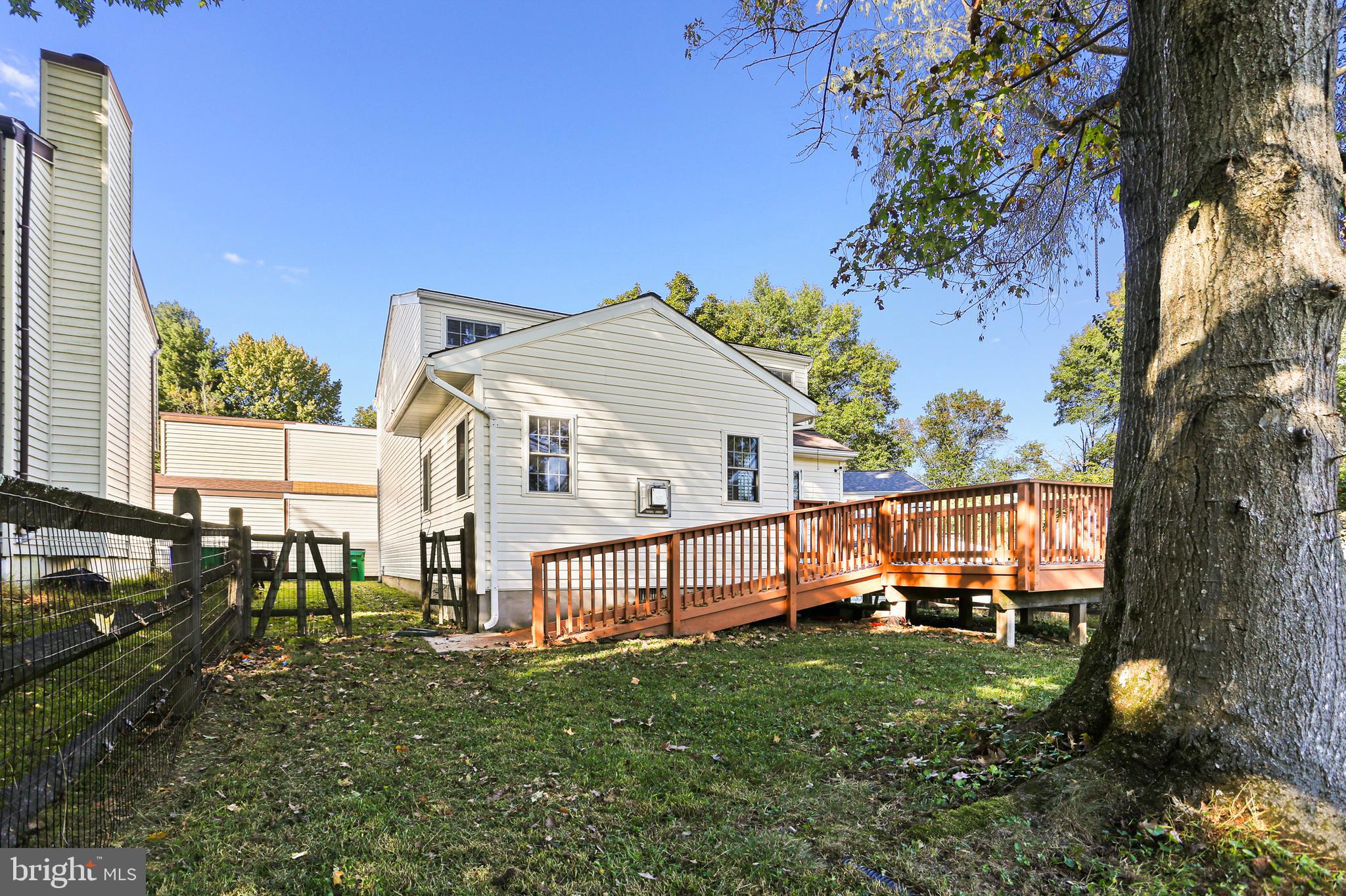 LONG REACH - Residential