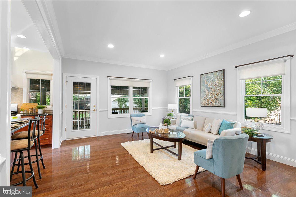 JOHNSONS HILL - Residential