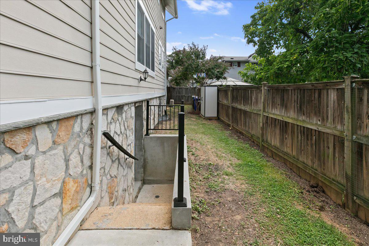 JOHNSONS HILL - Residential