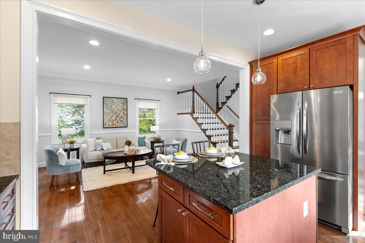 JOHNSONS HILL - Residential