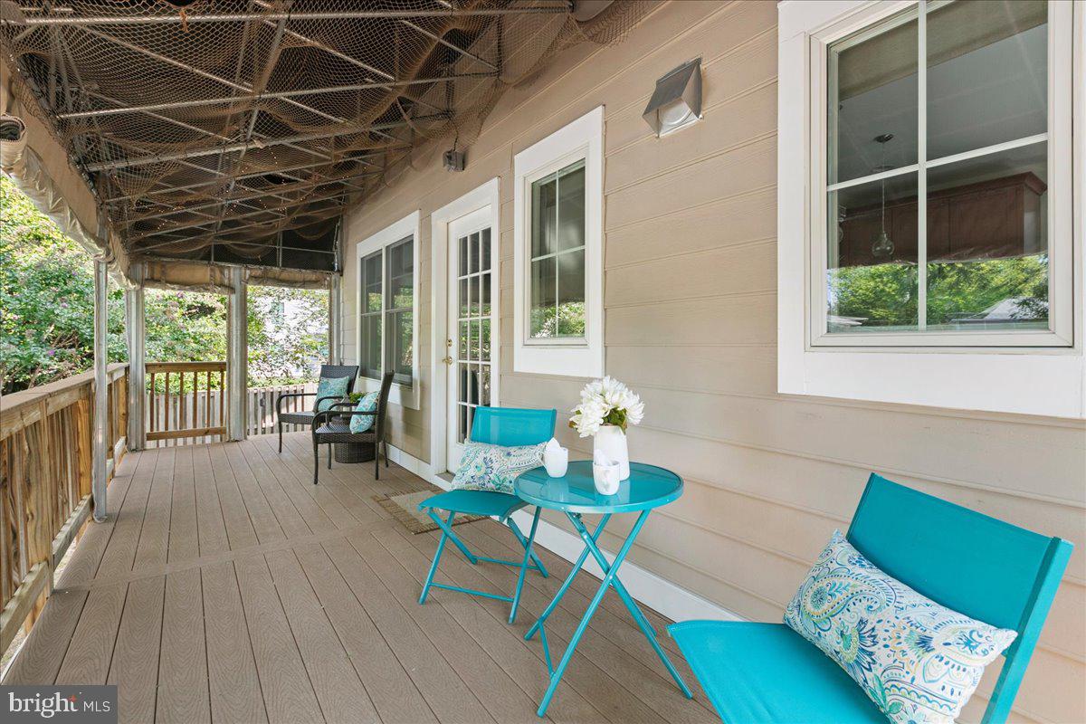 JOHNSONS HILL - Residential