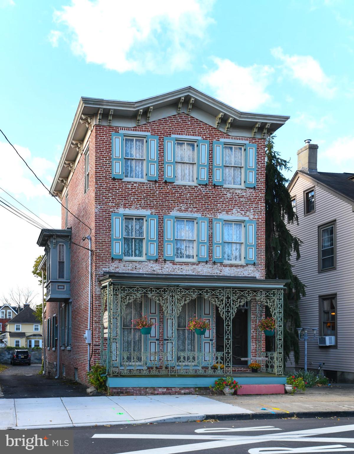 71 COOPER STREET