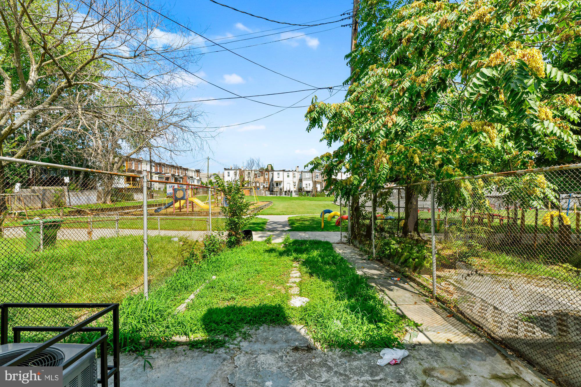 BIDDLE STREET - Residential