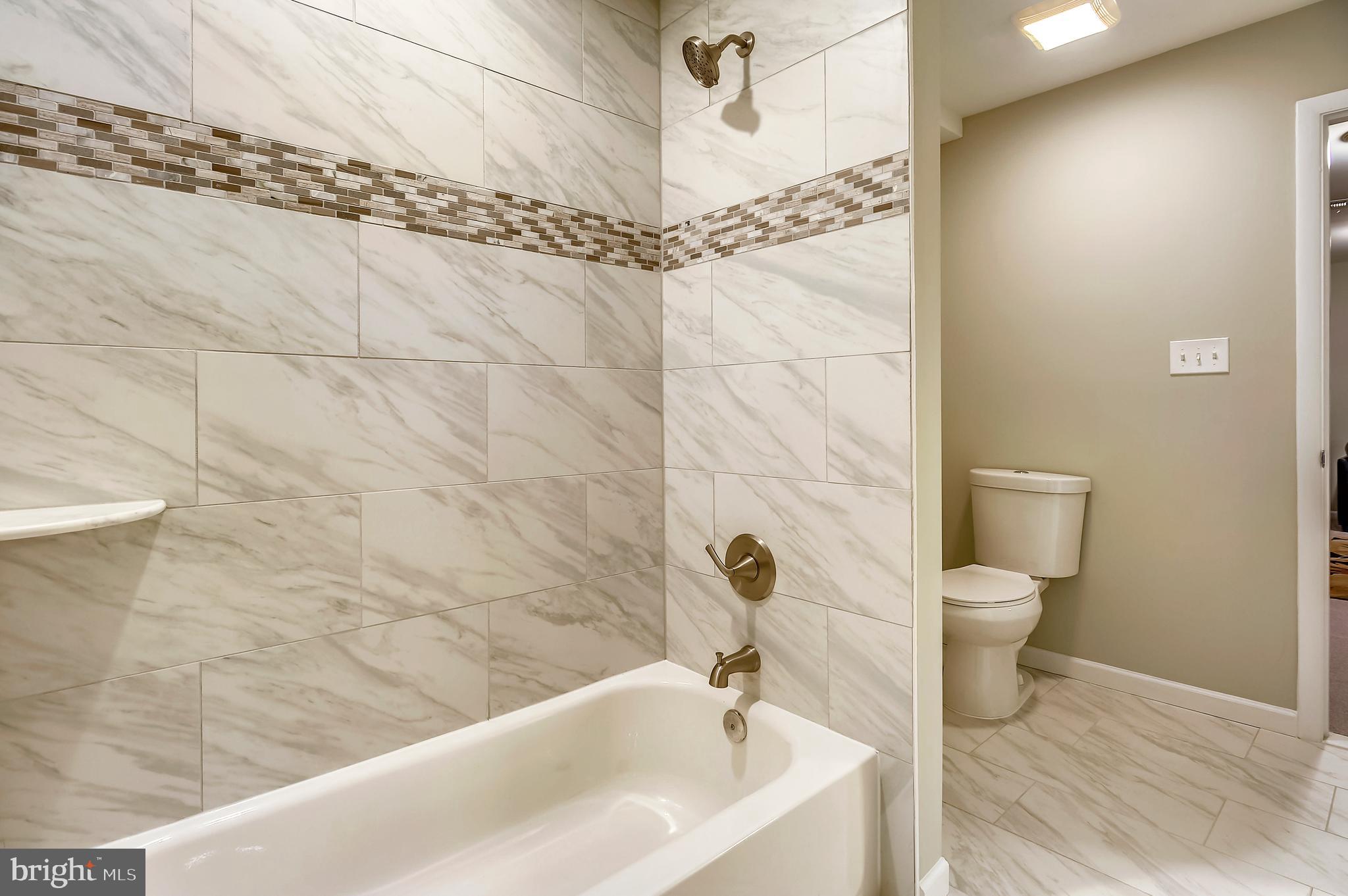 TANTALLON ON THE POTOMAC - Residential