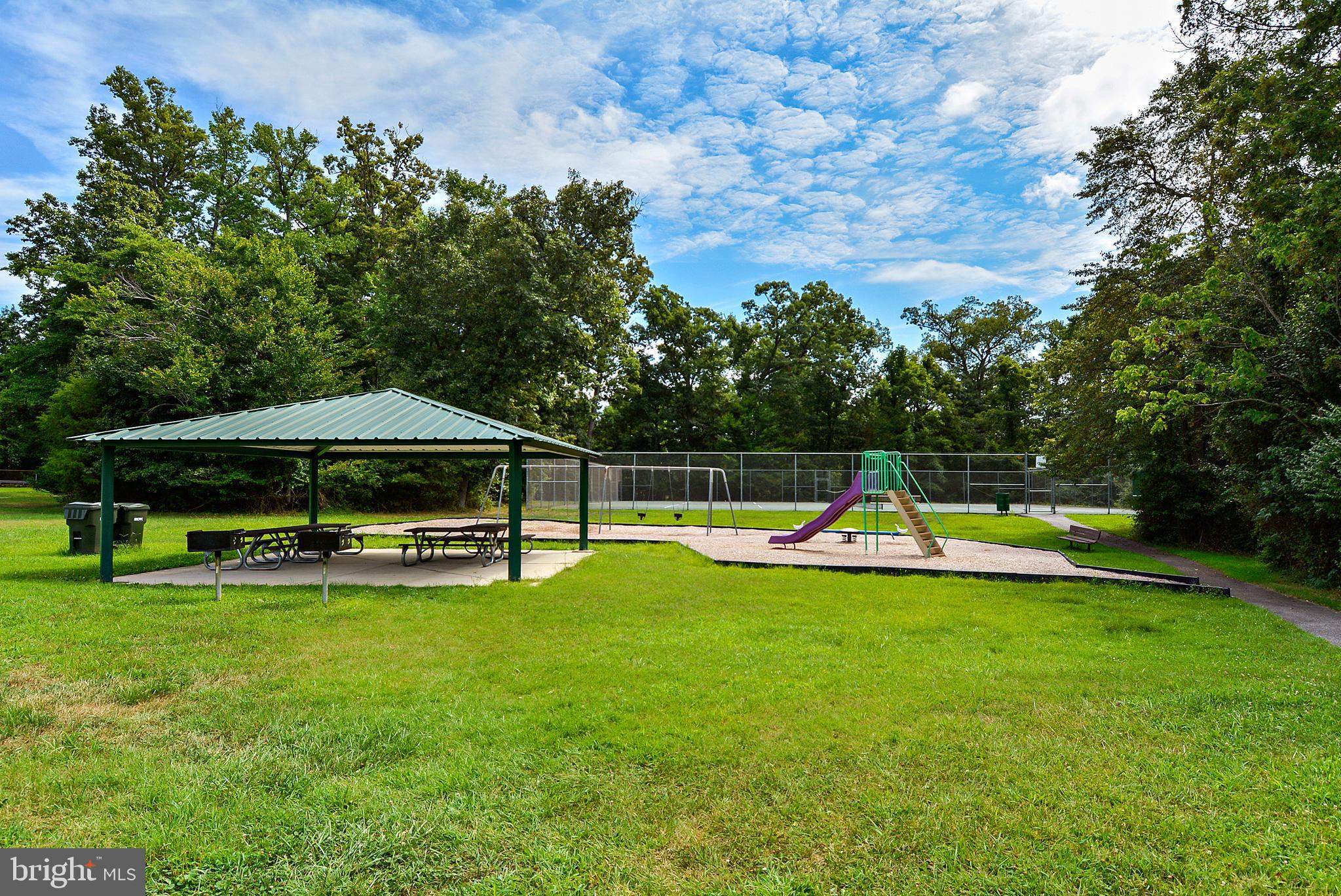 TANTALLON ON THE POTOMAC - Residential