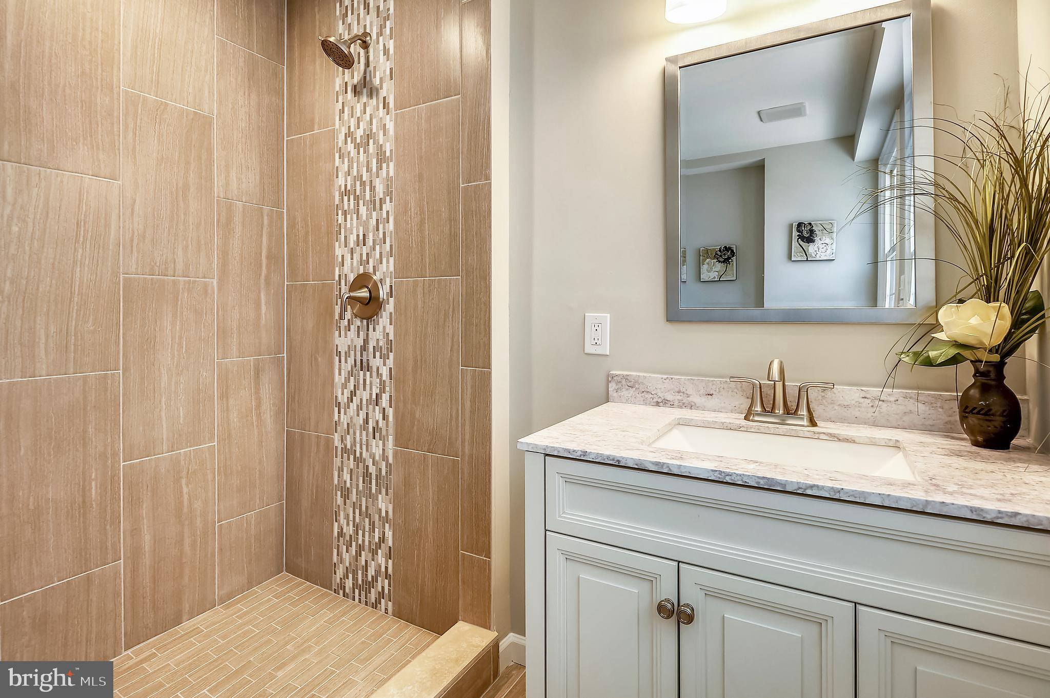 TANTALLON ON THE POTOMAC - Residential