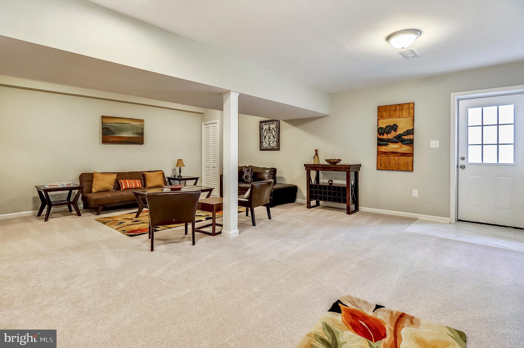 TANTALLON ON THE POTOMAC - Residential