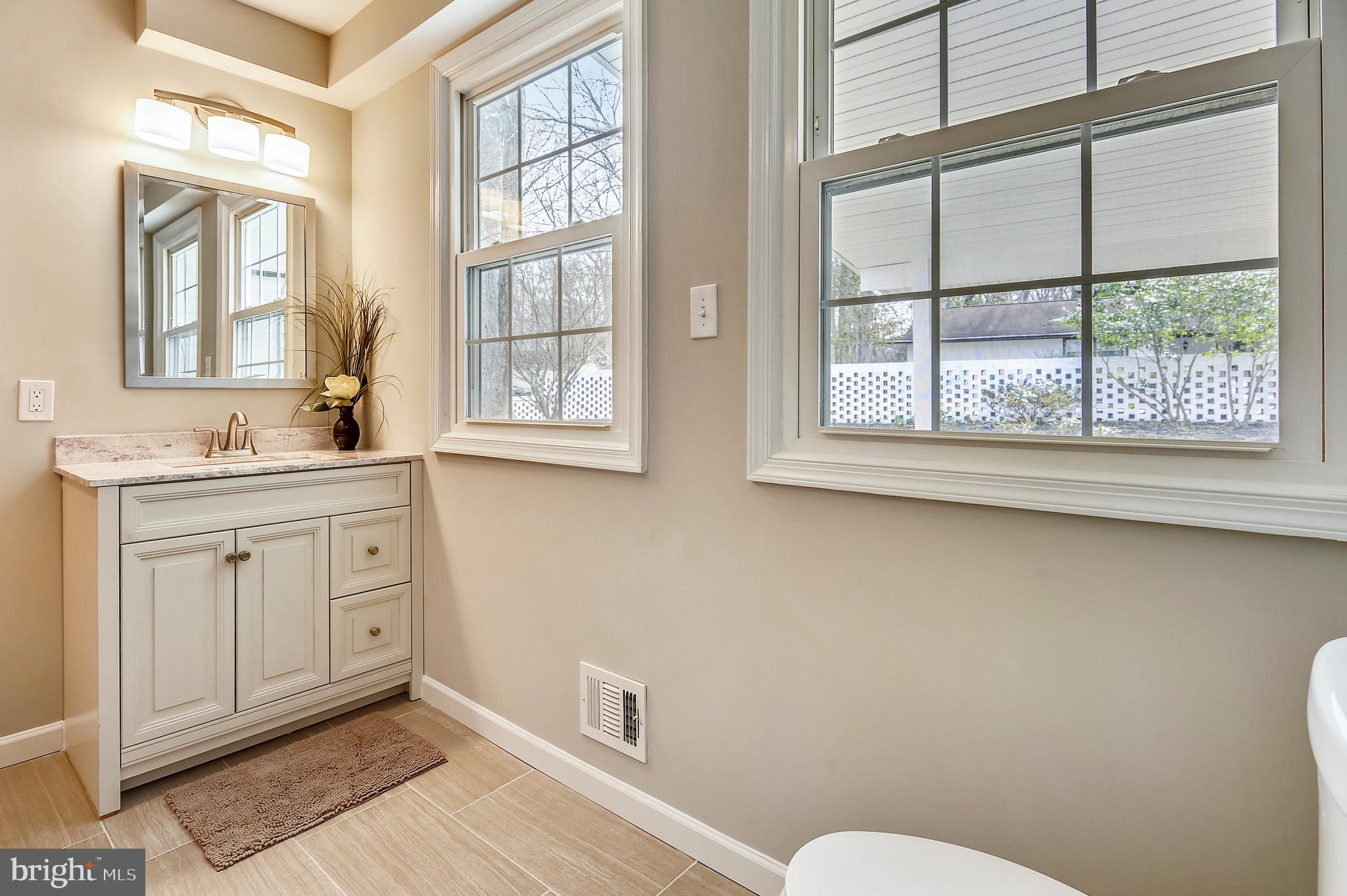 TANTALLON ON THE POTOMAC - Residential