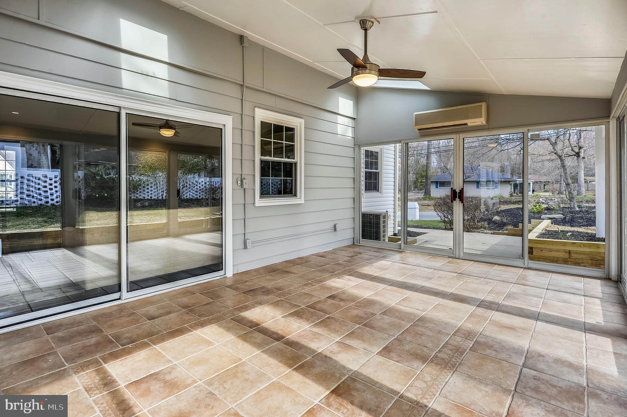 TANTALLON ON THE POTOMAC - Residential