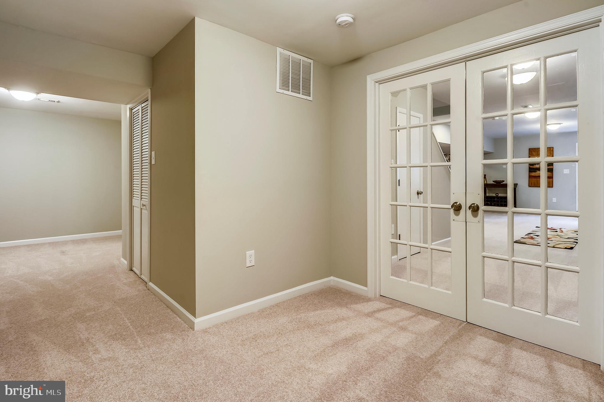 TANTALLON ON THE POTOMAC - Residential