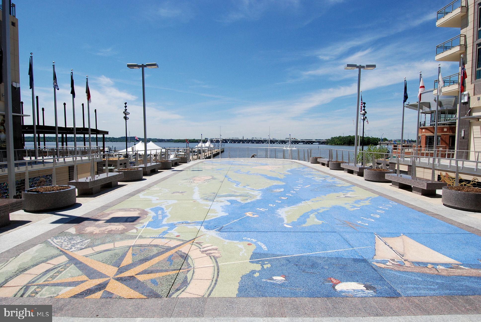 TANTALLON ON THE POTOMAC - Residential