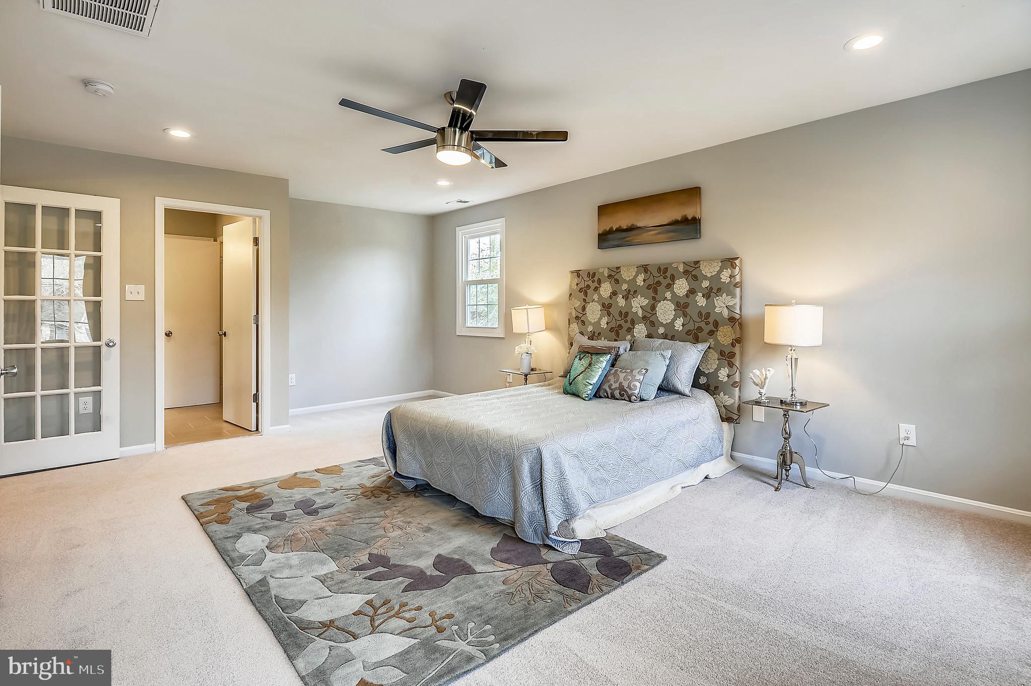 TANTALLON ON THE POTOMAC - Residential