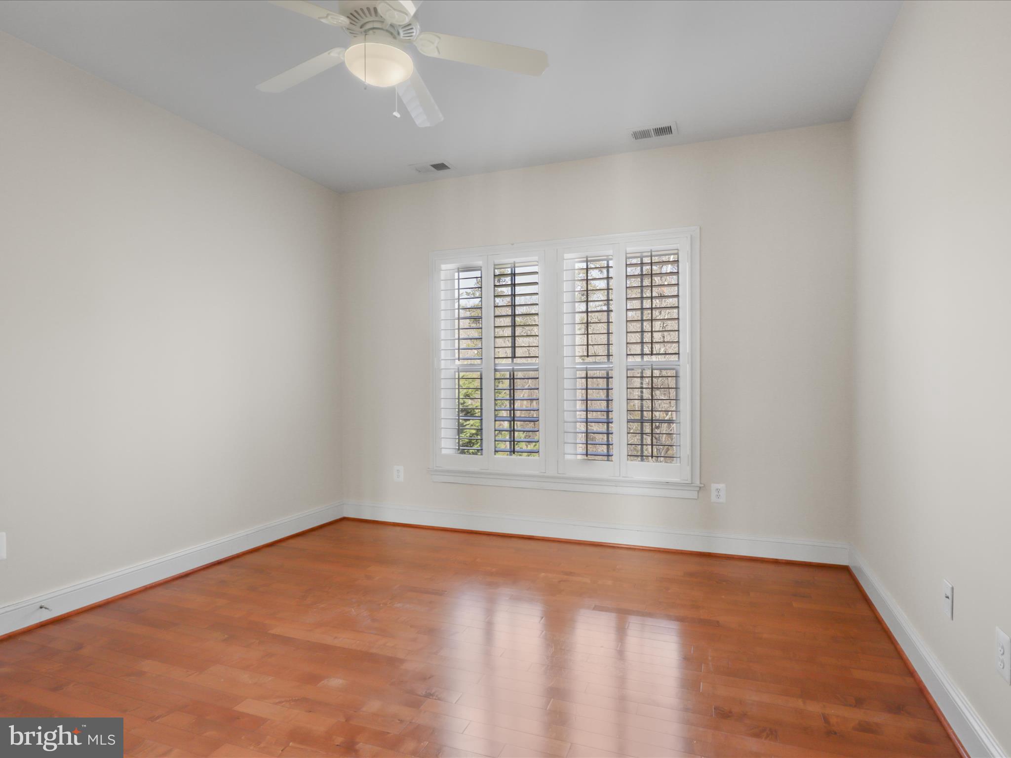 GREENBRIAR PRESERVE - Residential Lease