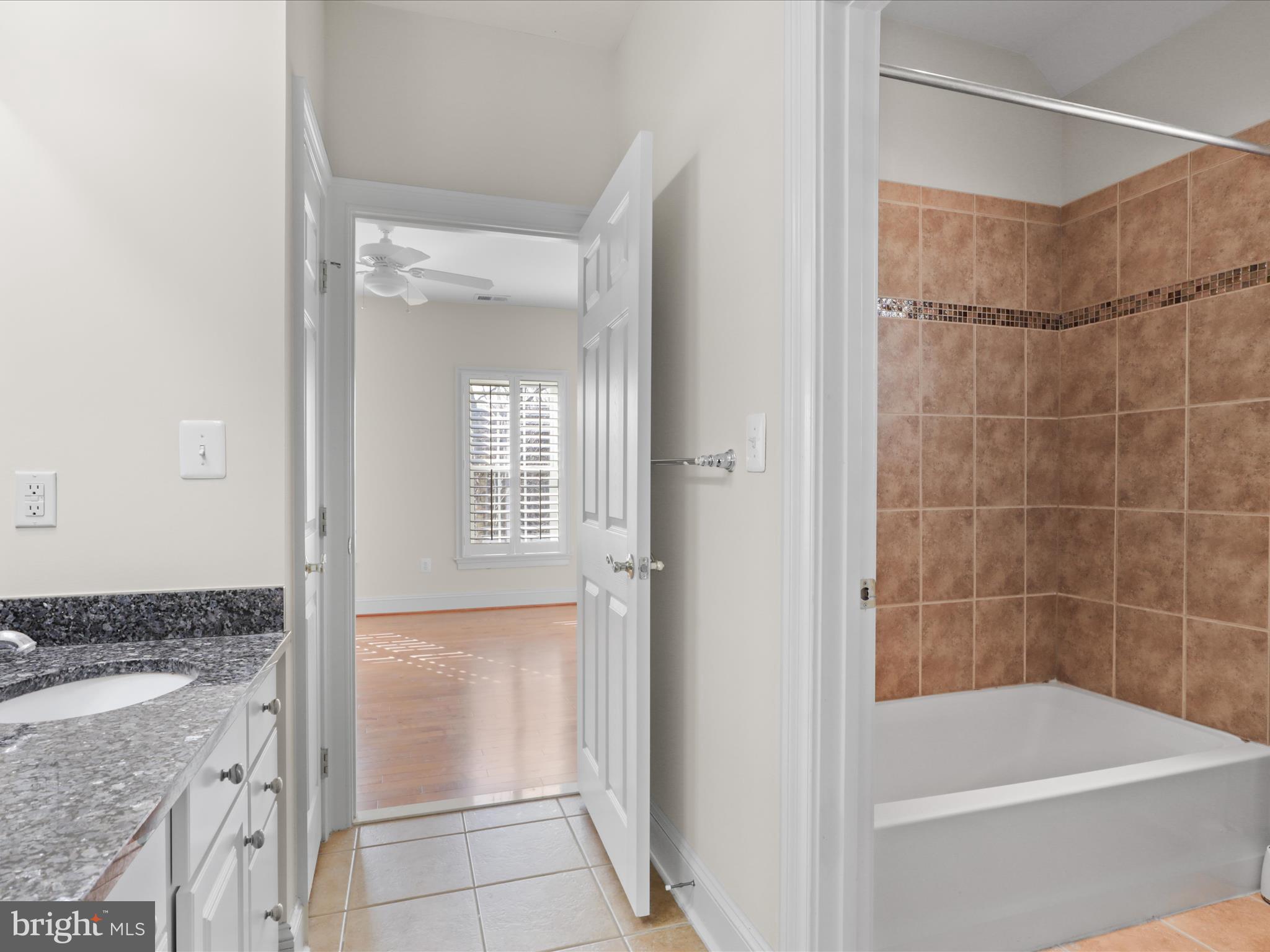 GREENBRIAR PRESERVE - Residential Lease