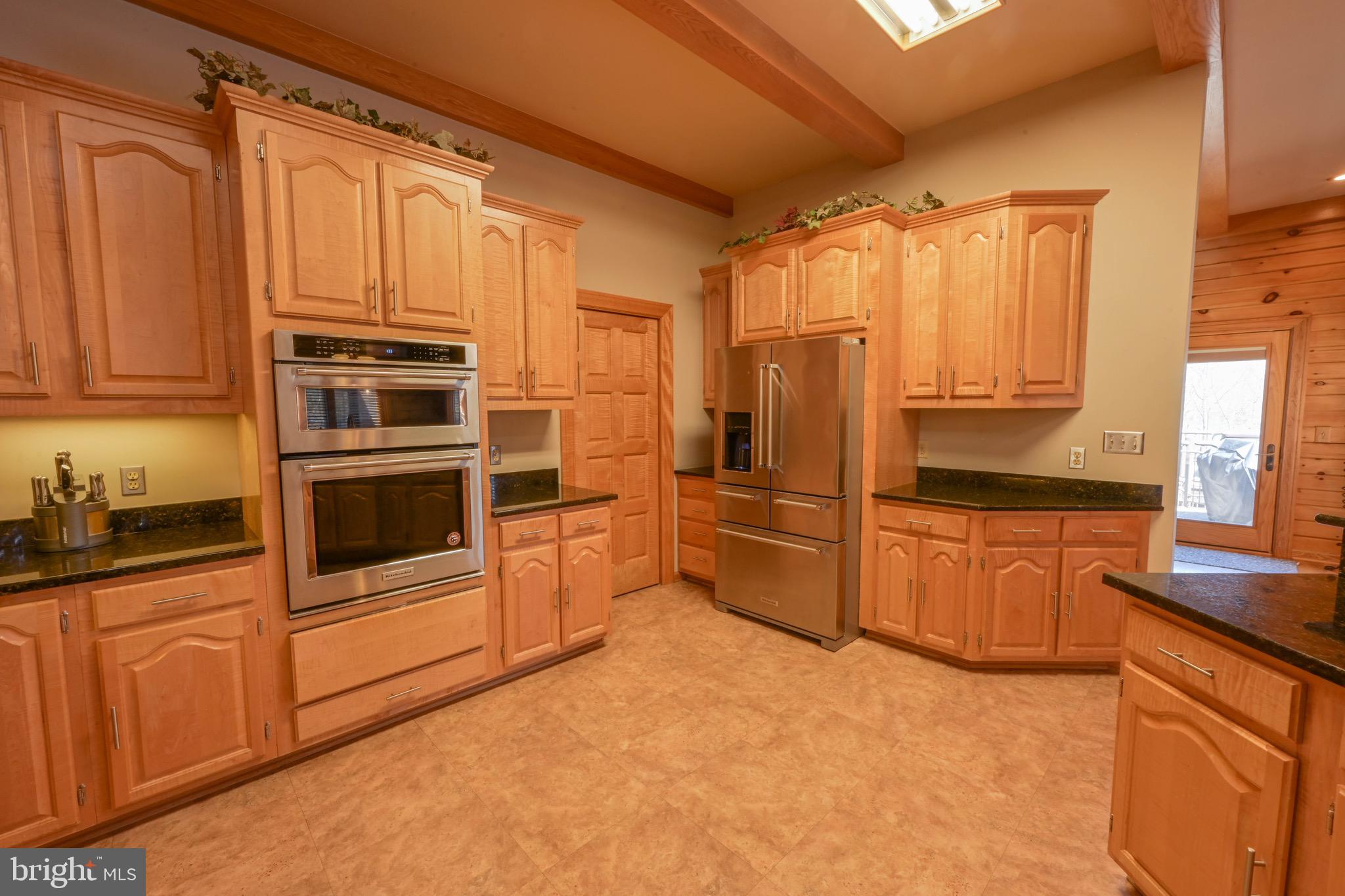 SANDY SHORES - Residential