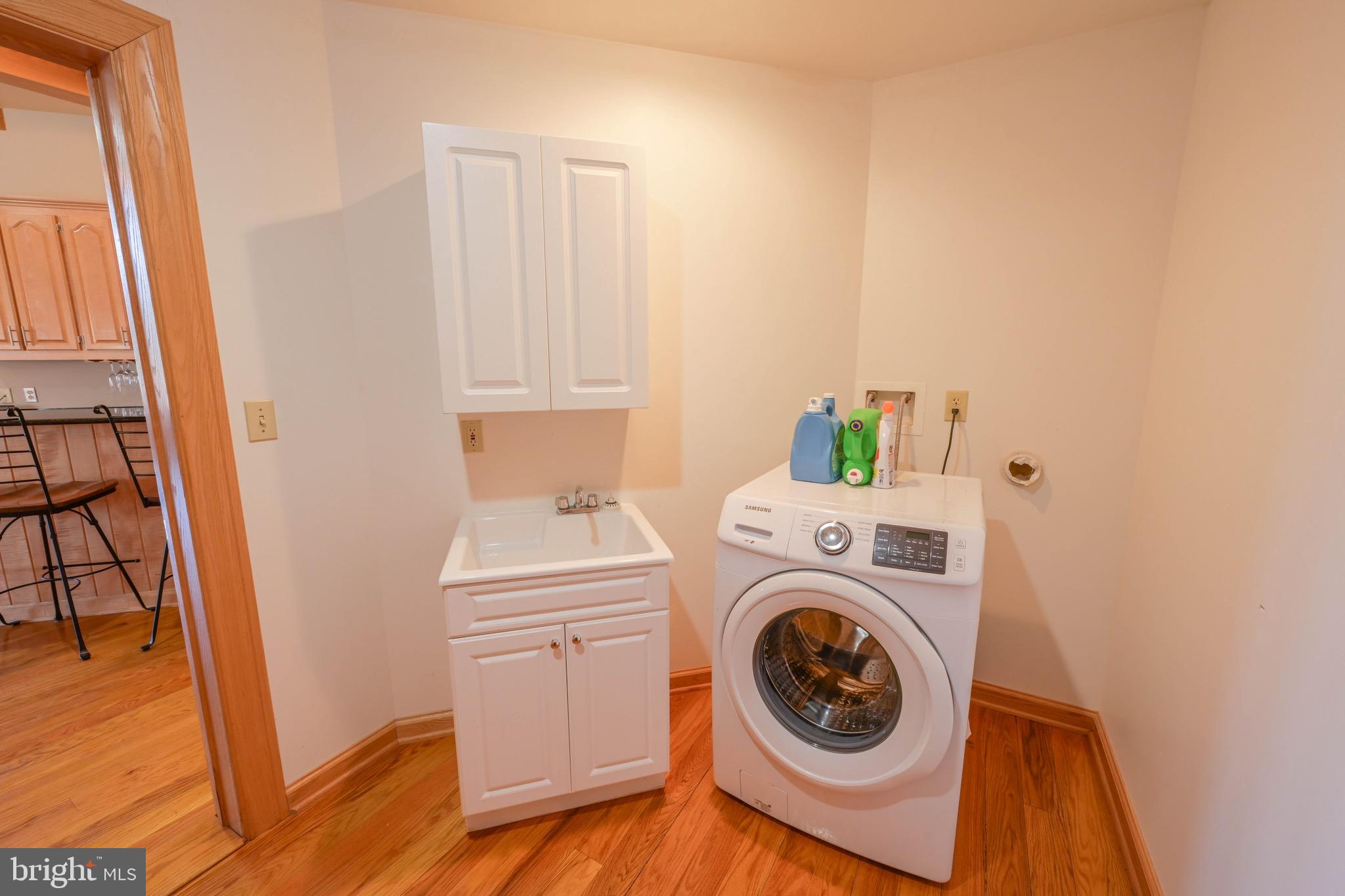 SANDY SHORES - Residential